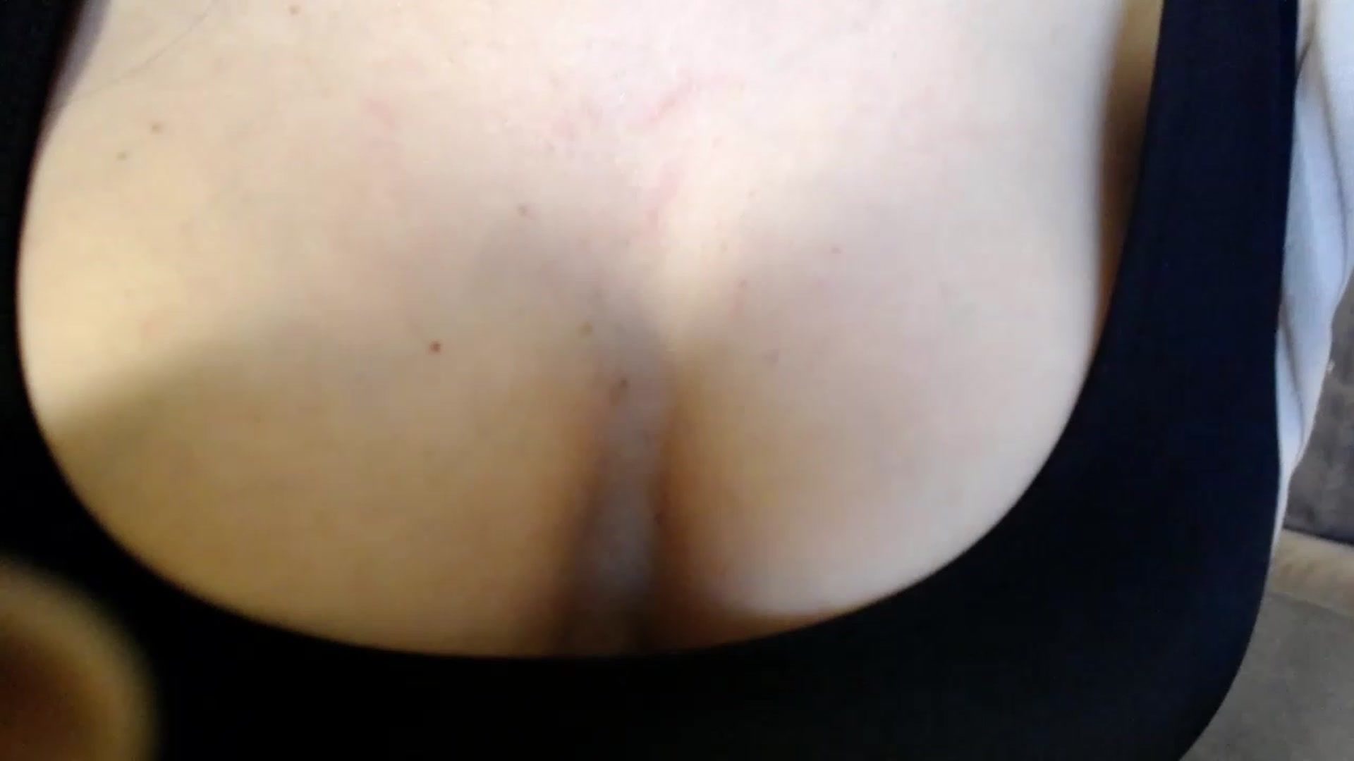 Gallery image thumbnail from Elysewine's myfreecams stream on, 01/15/2023, 04:50 image 10 of 20