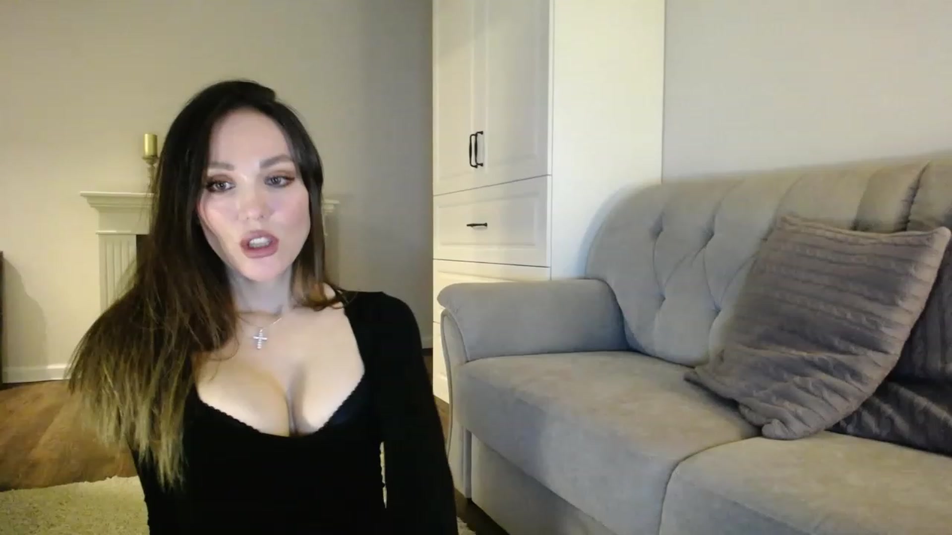 Gallery image thumbnail from Elysewine's myfreecams stream on, 02/05/2023, 05:31 image 2 of 20