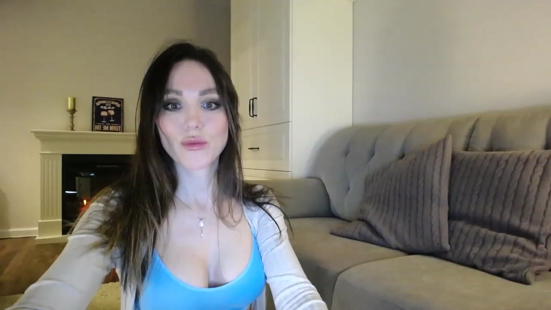 Gallery image thumbnail from Elysewine's myfreecams stream on, 02/11/2023, 05:51 image 1 of 20