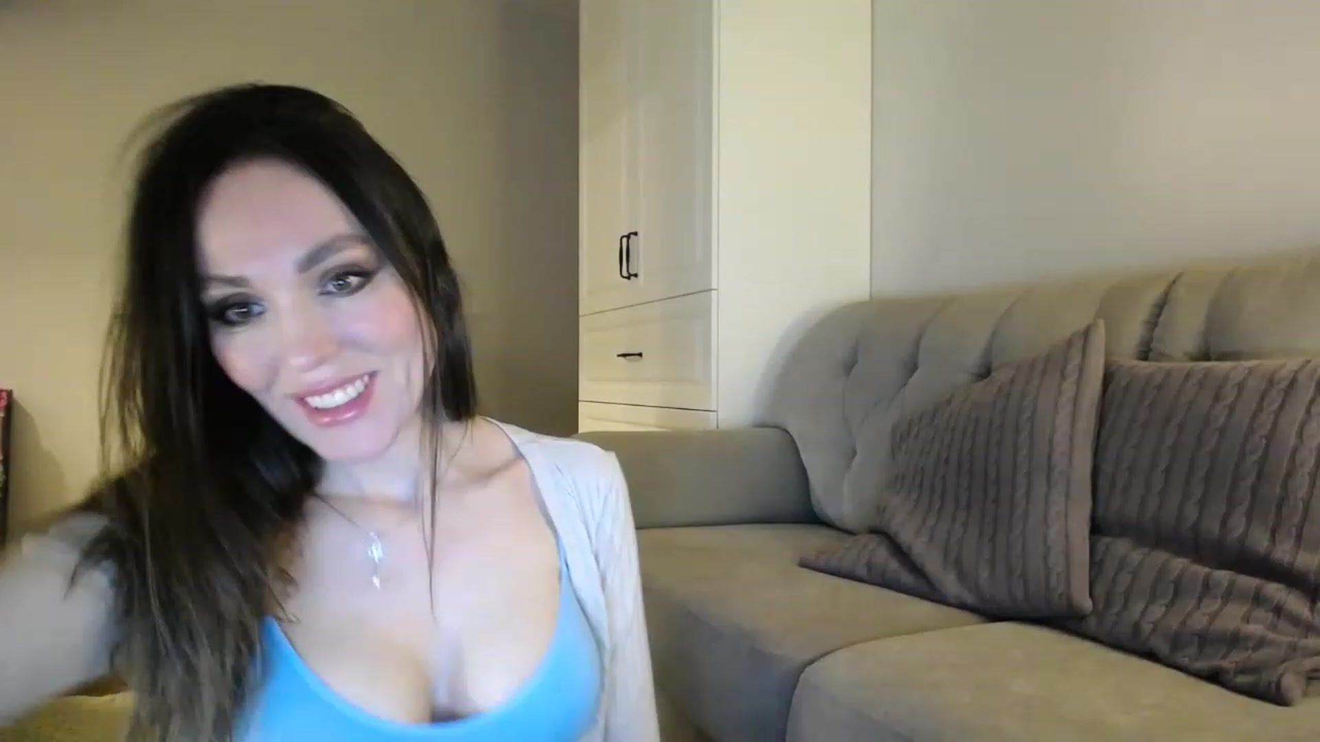 Gallery image thumbnail from Elysewine's myfreecams stream on, 02/11/2023, 05:51 image 5 of 20