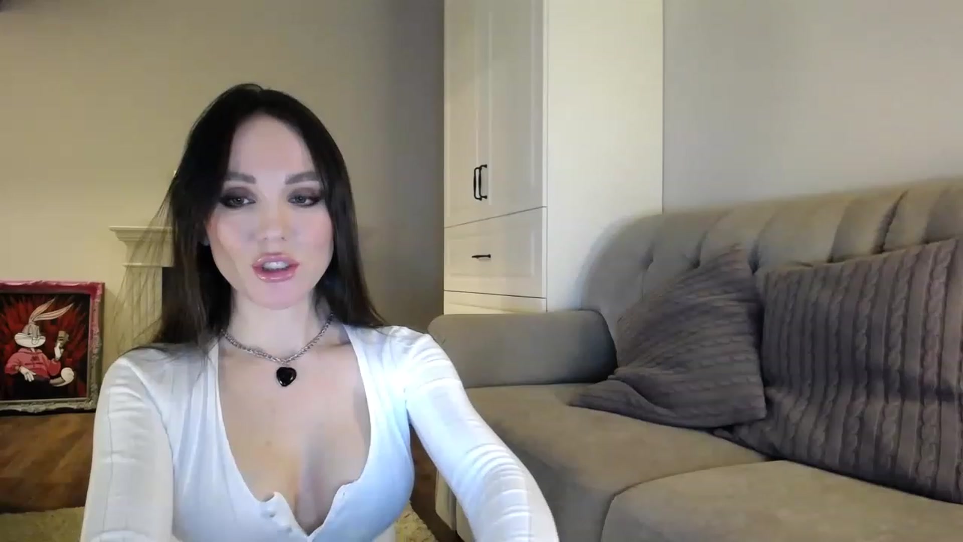 Gallery image thumbnail from Elysewine's myfreecams stream on, 02/12/2023, 05:18 image 3 of 20