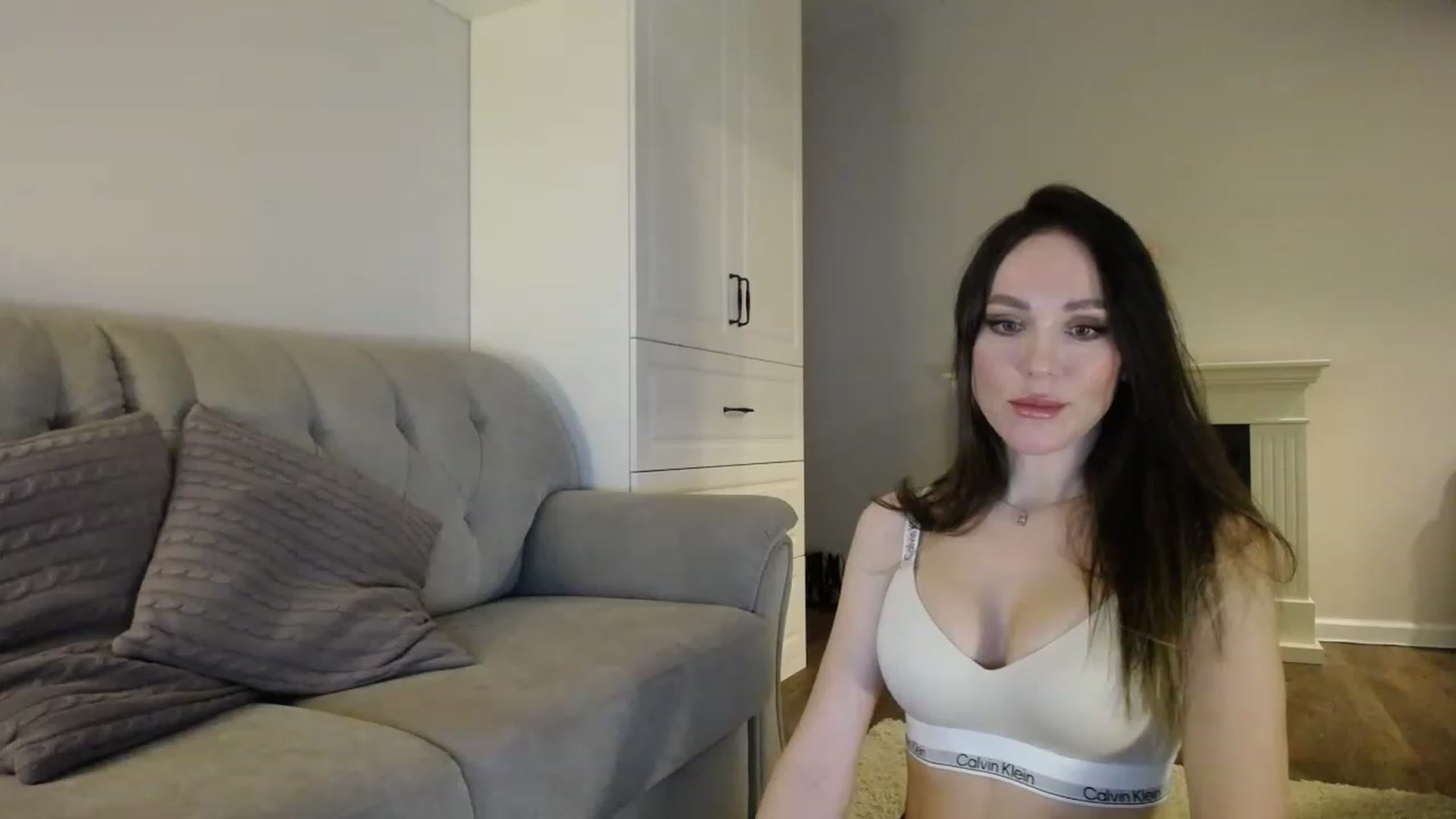 Gallery image thumbnail from Elysewine's myfreecams stream on, 02/19/2023, 05:13 image 14 of 20