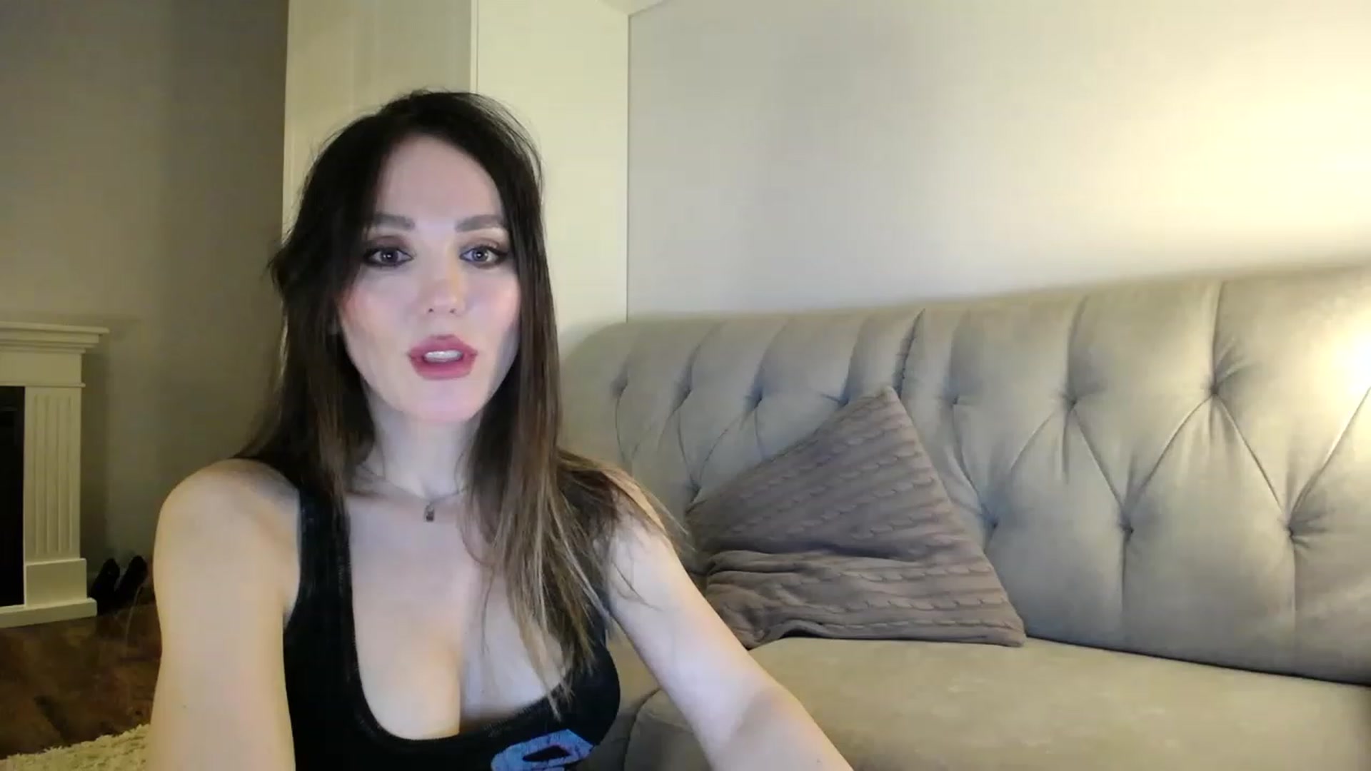 Gallery image thumbnail from Elysewine's myfreecams stream on, 02/26/2023, 05:45 image 17 of 20