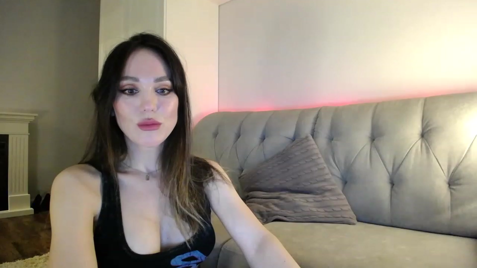 Gallery image thumbnail from Elysewine's myfreecams stream on, 02/26/2023, 05:45 image 18 of 20