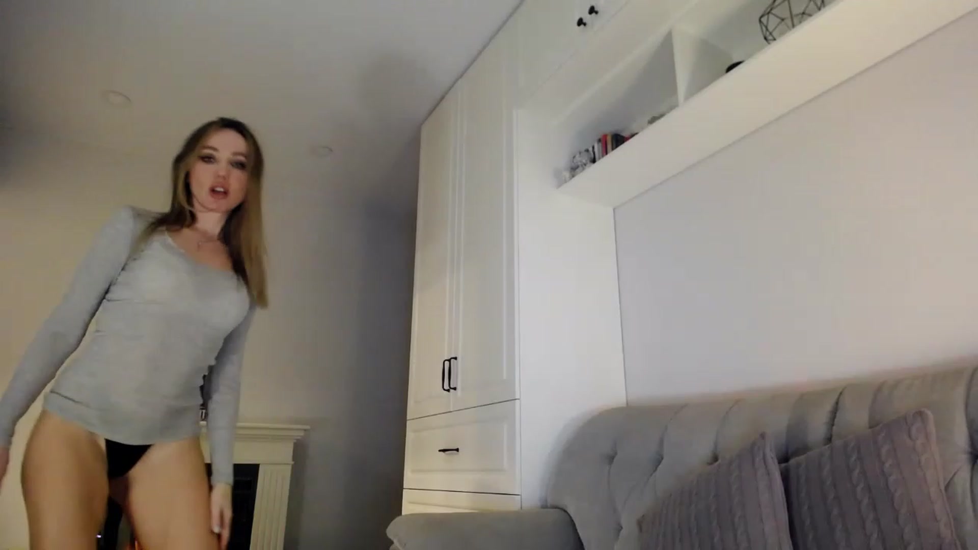Gallery image thumbnail from Elysewine's myfreecams stream on, 03/18/2023, 05:21 image 3 of 20