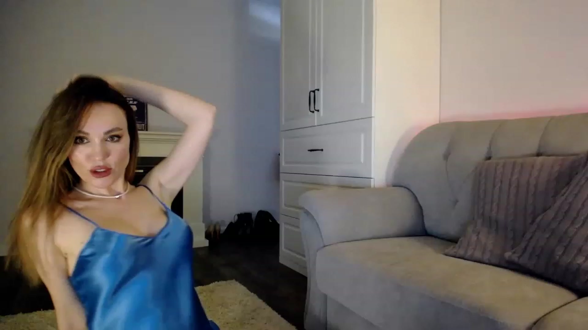 Gallery image thumbnail from Elysewine's myfreecams stream on, 05/14/2023, 05:31 image 7 of 20