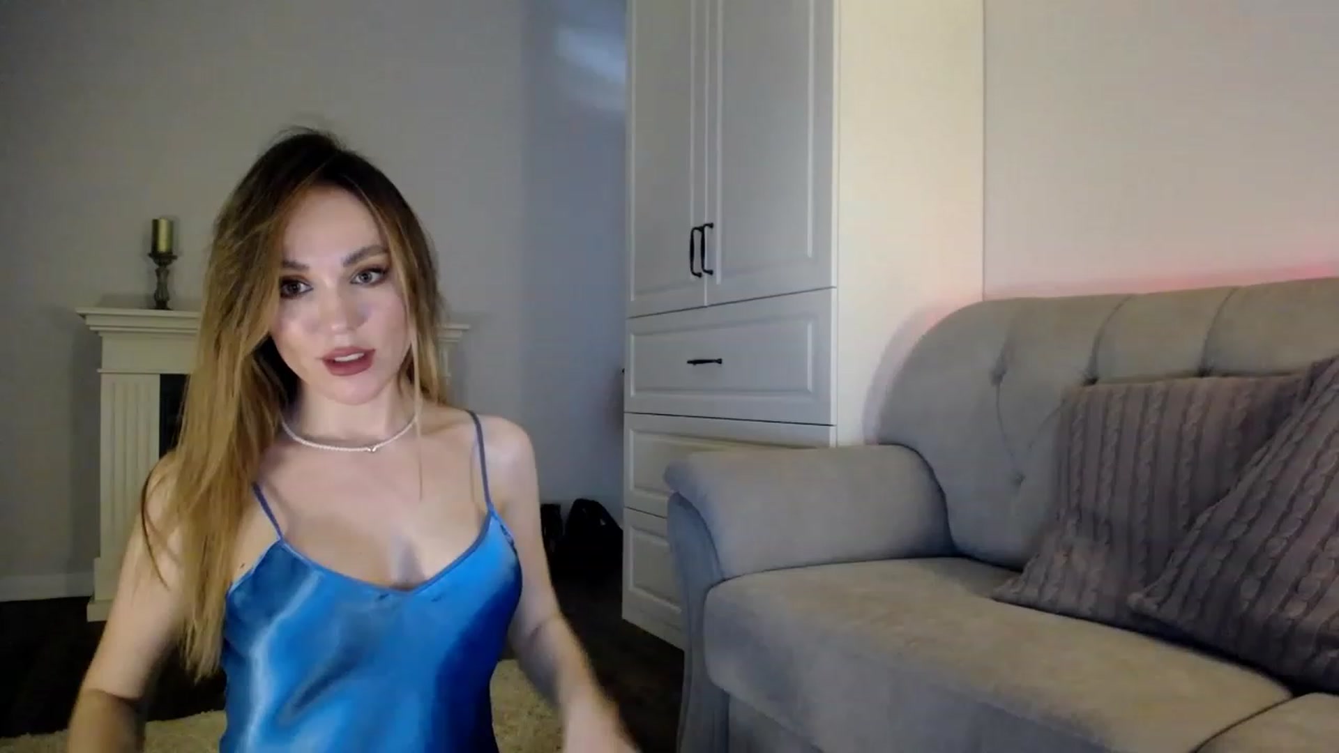 Gallery image thumbnail from Elysewine's myfreecams stream on, 05/14/2023, 05:31 image 1 of 20