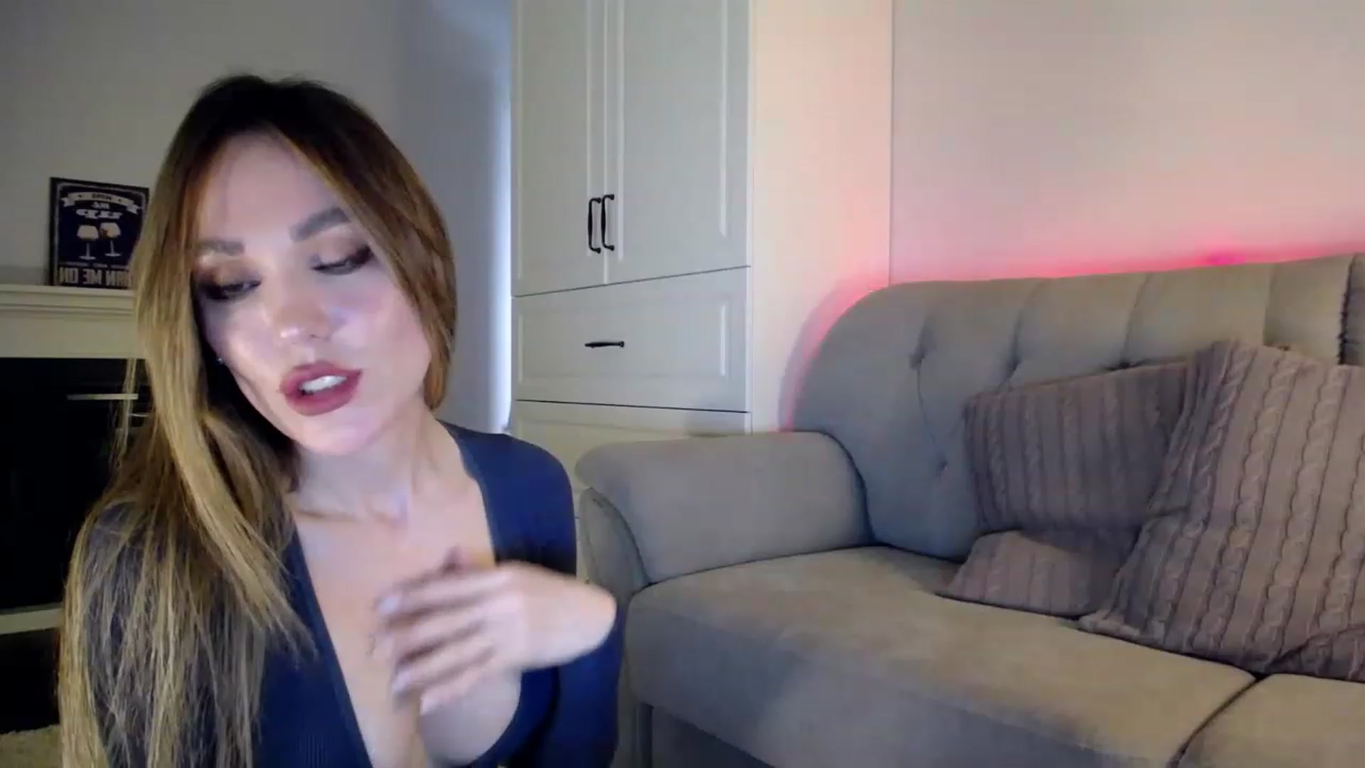 Gallery image thumbnail from Elysewine's myfreecams stream on, 05/20/2023, 06:11 image 10 of 20