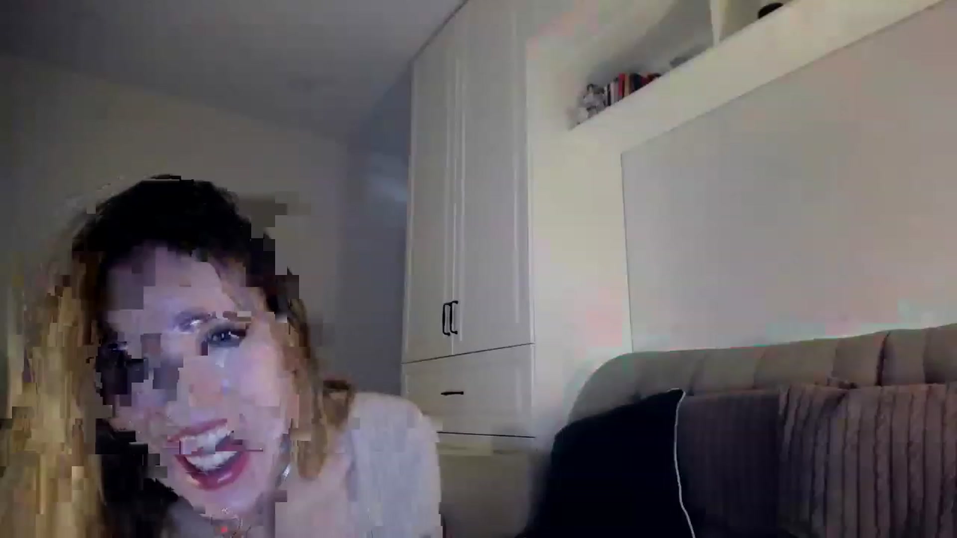 Gallery image thumbnail from Elysewine's myfreecams stream on, 06/03/2023, 06:25 image 7 of 20