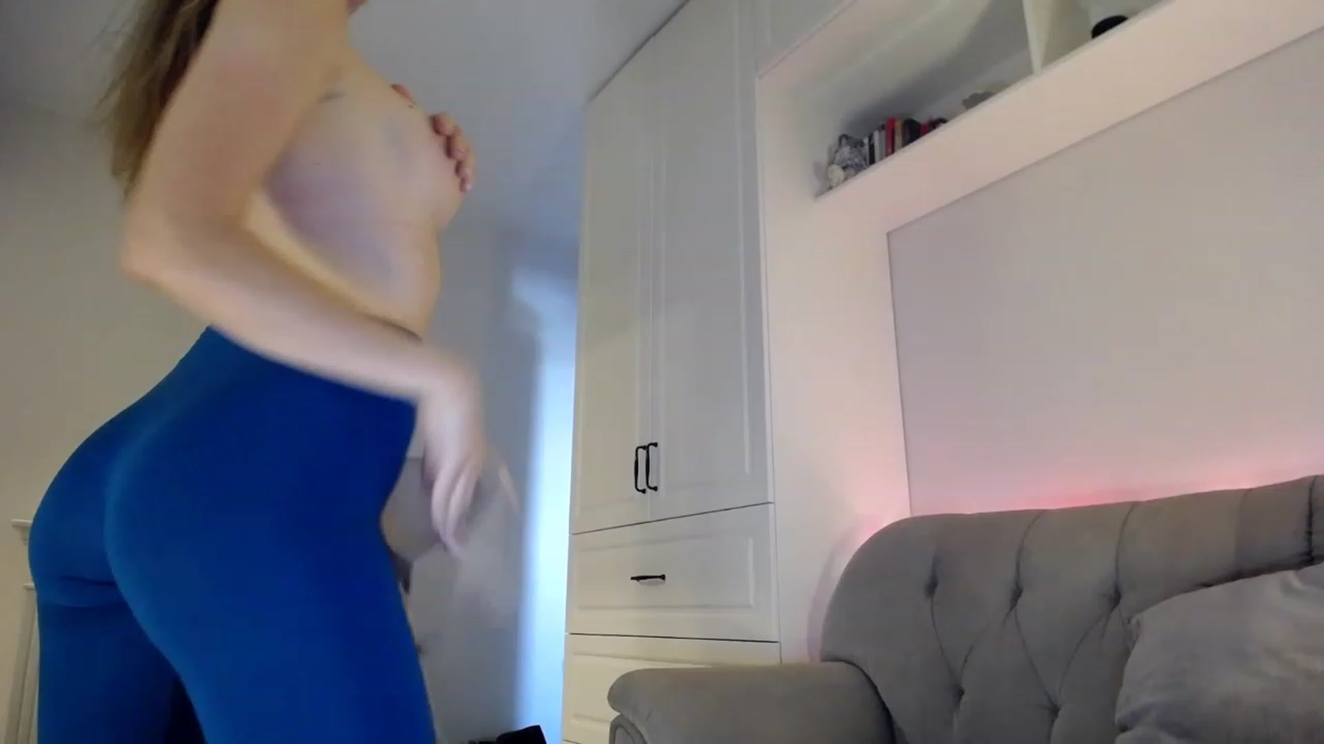 Gallery image thumbnail from Elysewine's myfreecams stream on, 06/11/2023, 04:54 image 15 of 20