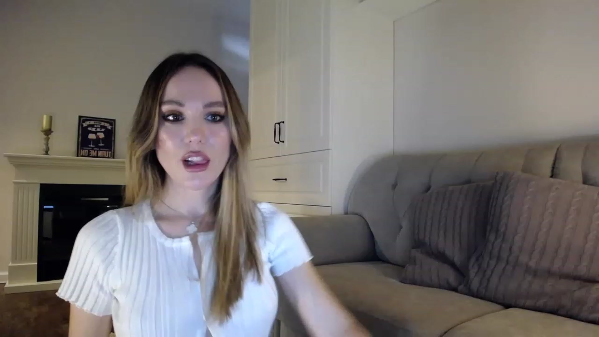 Gallery image thumbnail from Elysewine's myfreecams stream on, 06/18/2023, 06:02 image 10 of 20
