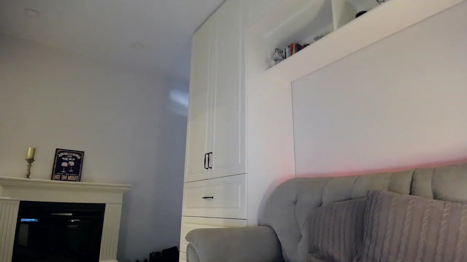 Gallery image thumbnail from Elysewine's myfreecams stream on, 06/18/2023, 06:02 image 1 of 20