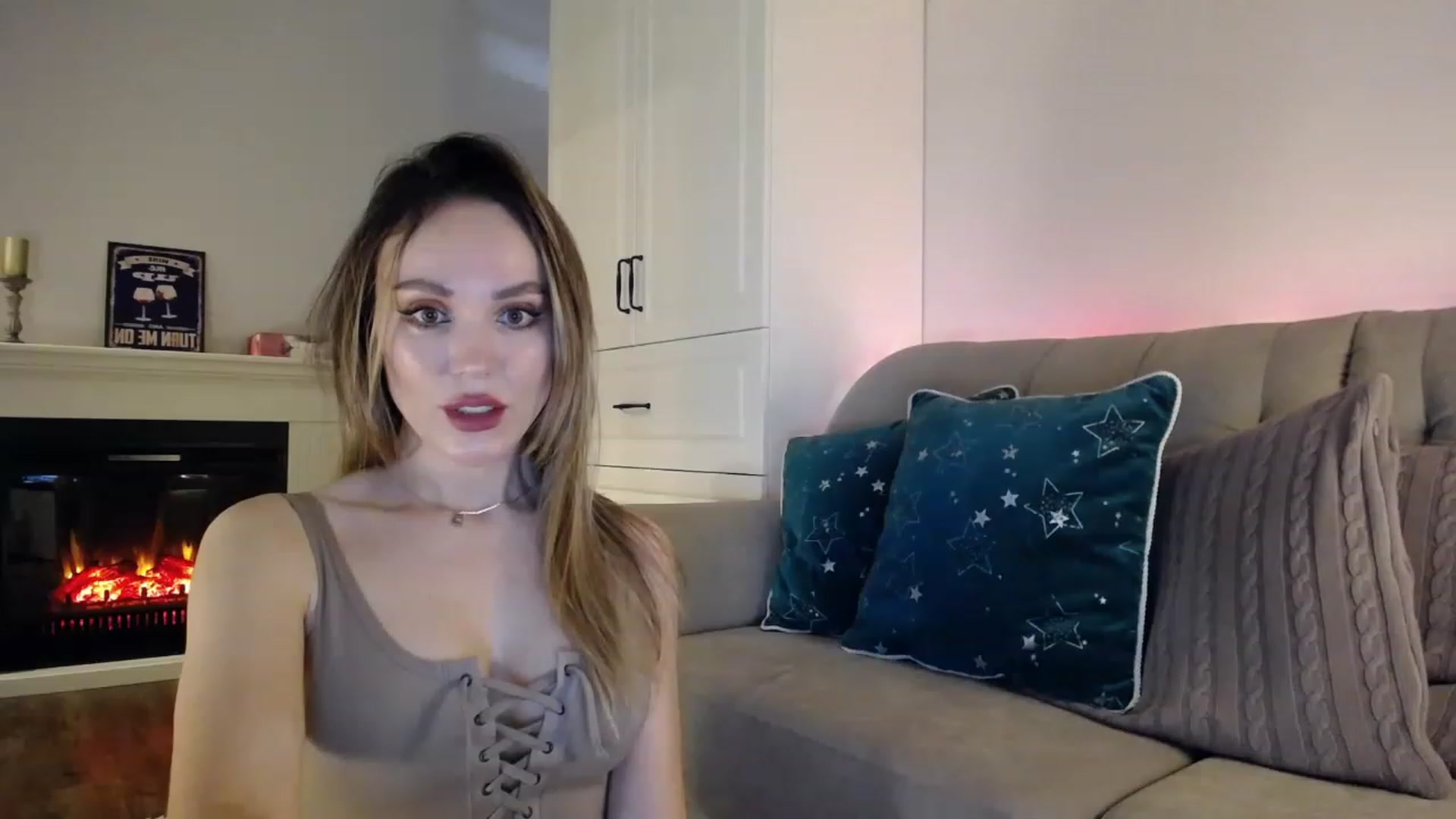 Gallery image thumbnail from Elysewine's myfreecams stream on, 06/24/2023, 06:02 image 14 of 20