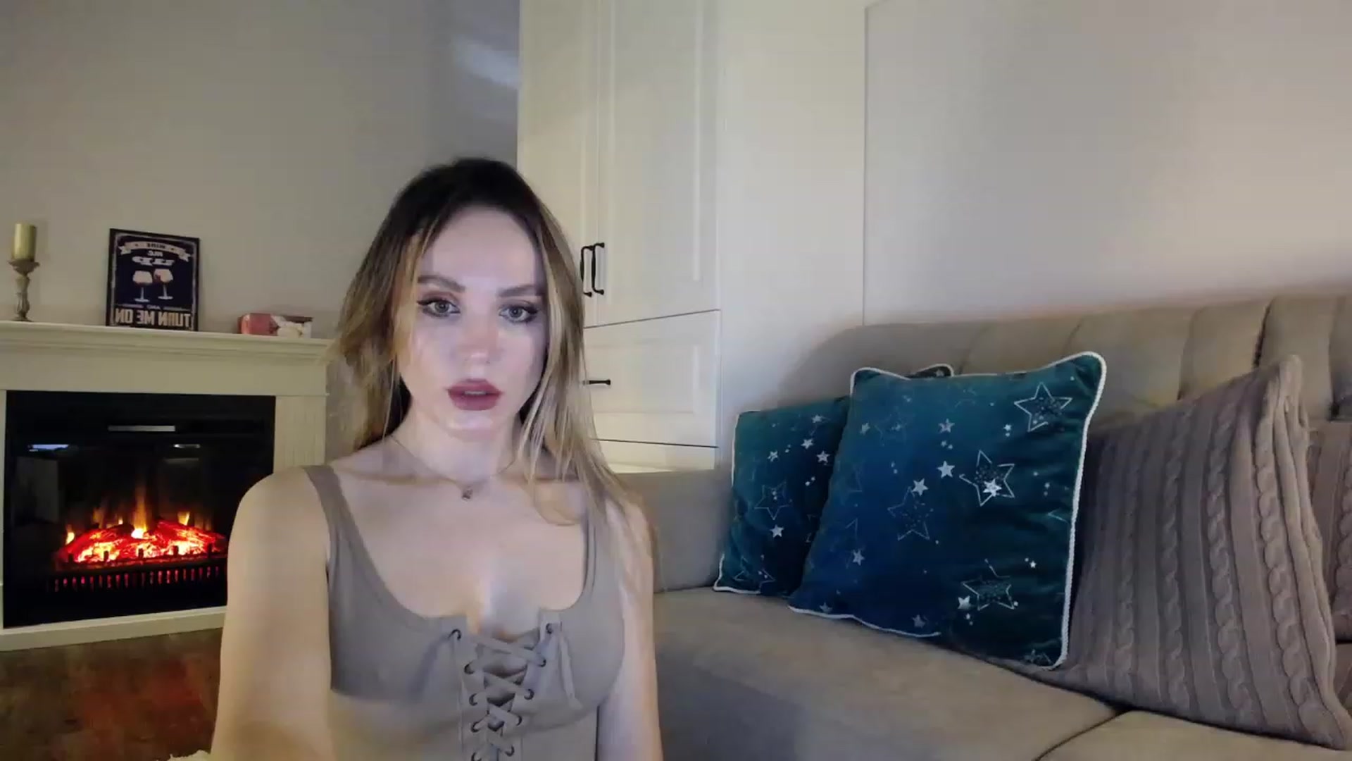 Gallery image thumbnail from Elysewine's myfreecams stream on, 06/24/2023, 06:02 image 8 of 20