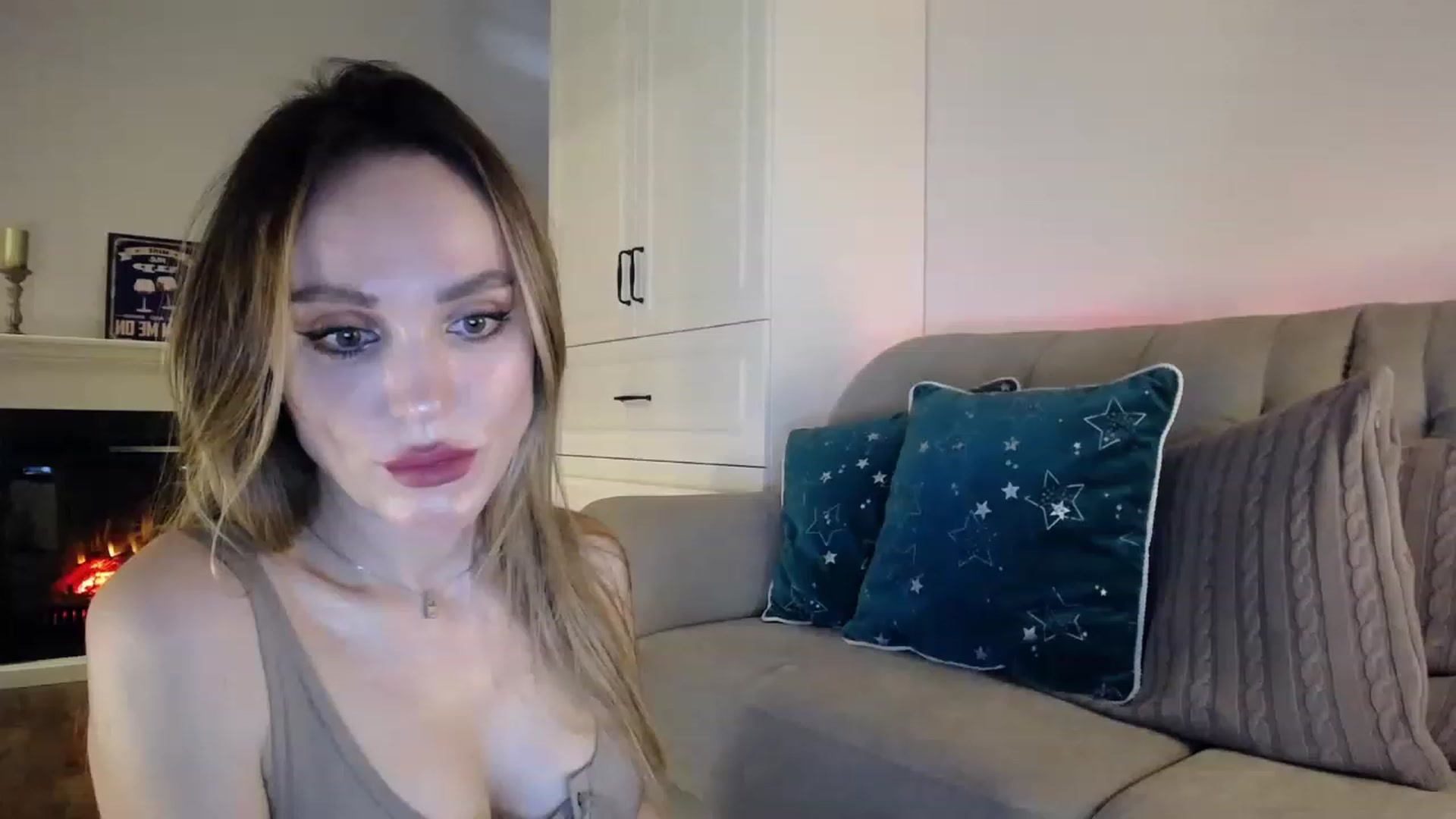 Gallery image thumbnail from Elysewine's myfreecams stream on, 06/24/2023, 06:02 image 16 of 20