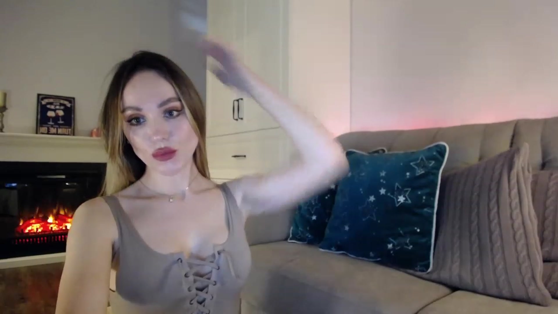 Gallery image thumbnail from Elysewine's myfreecams stream on, 06/24/2023, 06:02 image 13 of 20