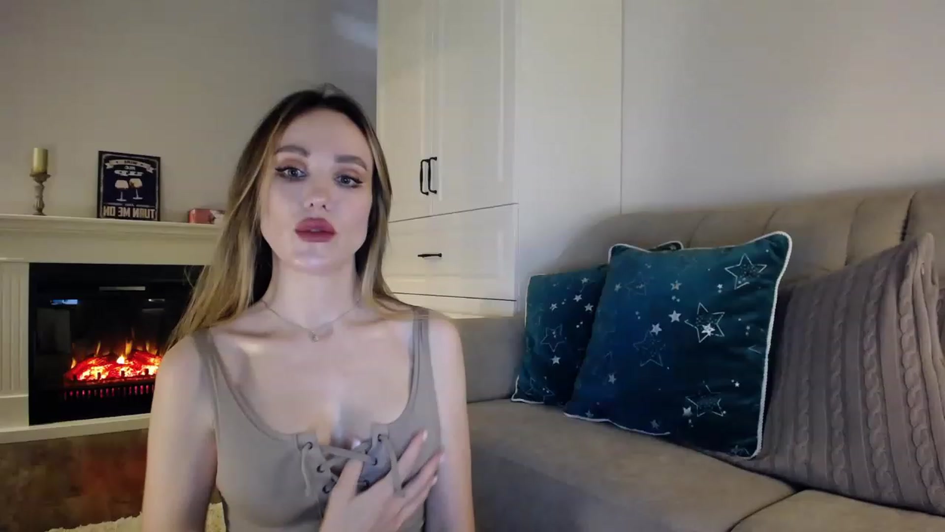 Gallery image thumbnail from Elysewine's myfreecams stream on, 06/24/2023, 06:02 image 4 of 20
