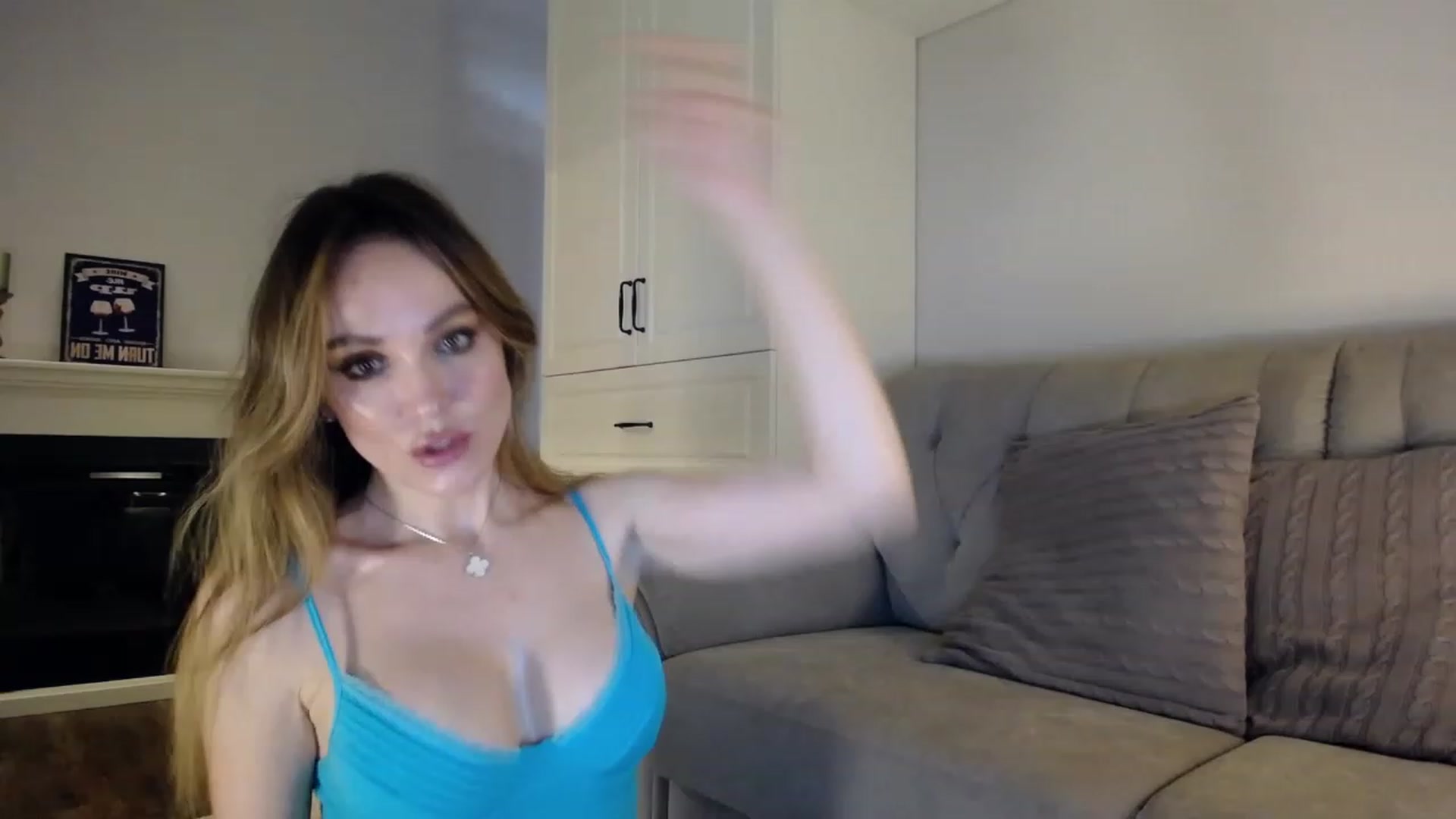Gallery image thumbnail from Elysewine's myfreecams stream on, 06/25/2023, 05:39 image 2 of 20