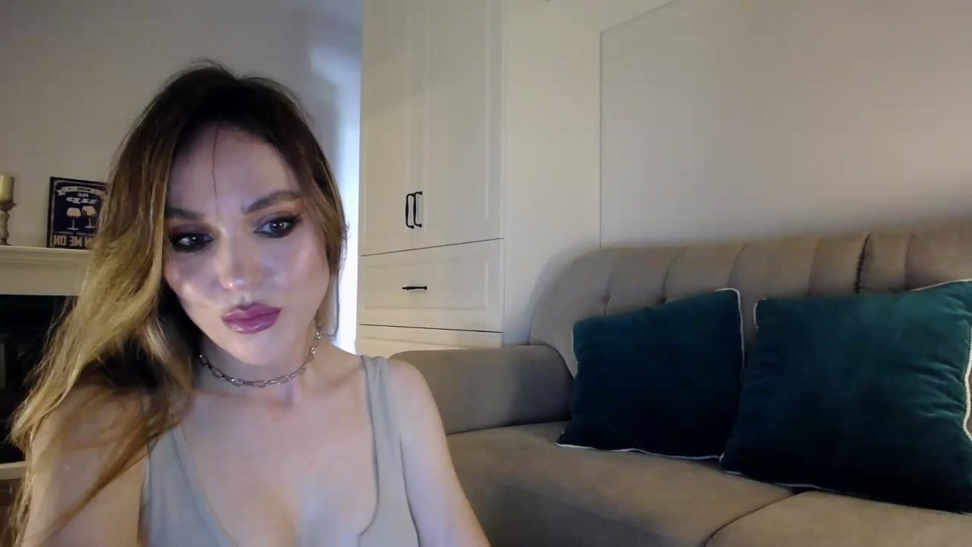 Gallery image thumbnail from Elysewine's myfreecams stream on, 07/01/2023, 05:08 image 2 of 20