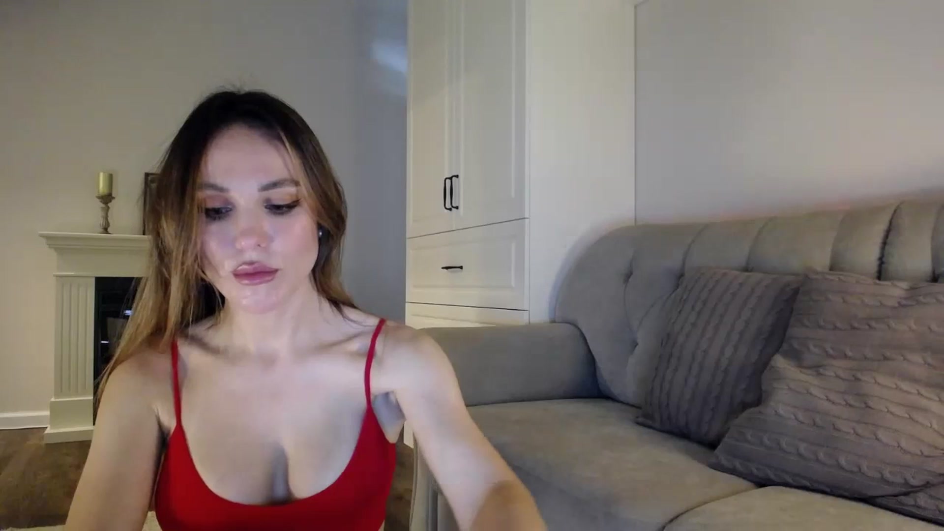 Gallery image thumbnail from Elysewine's myfreecams stream on, 07/09/2023, 04:31 image 17 of 20