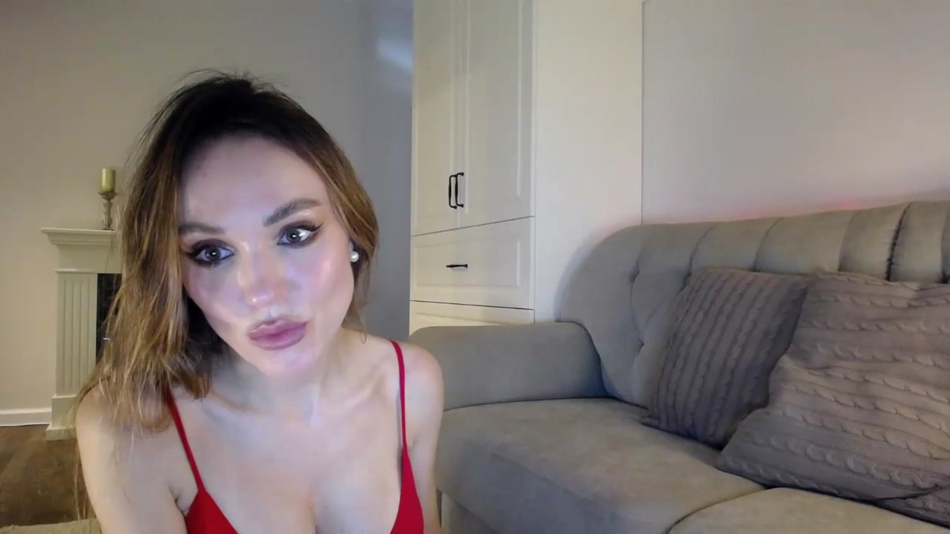 Gallery image thumbnail from Elysewine's myfreecams stream on, 07/09/2023, 04:31 image 8 of 20