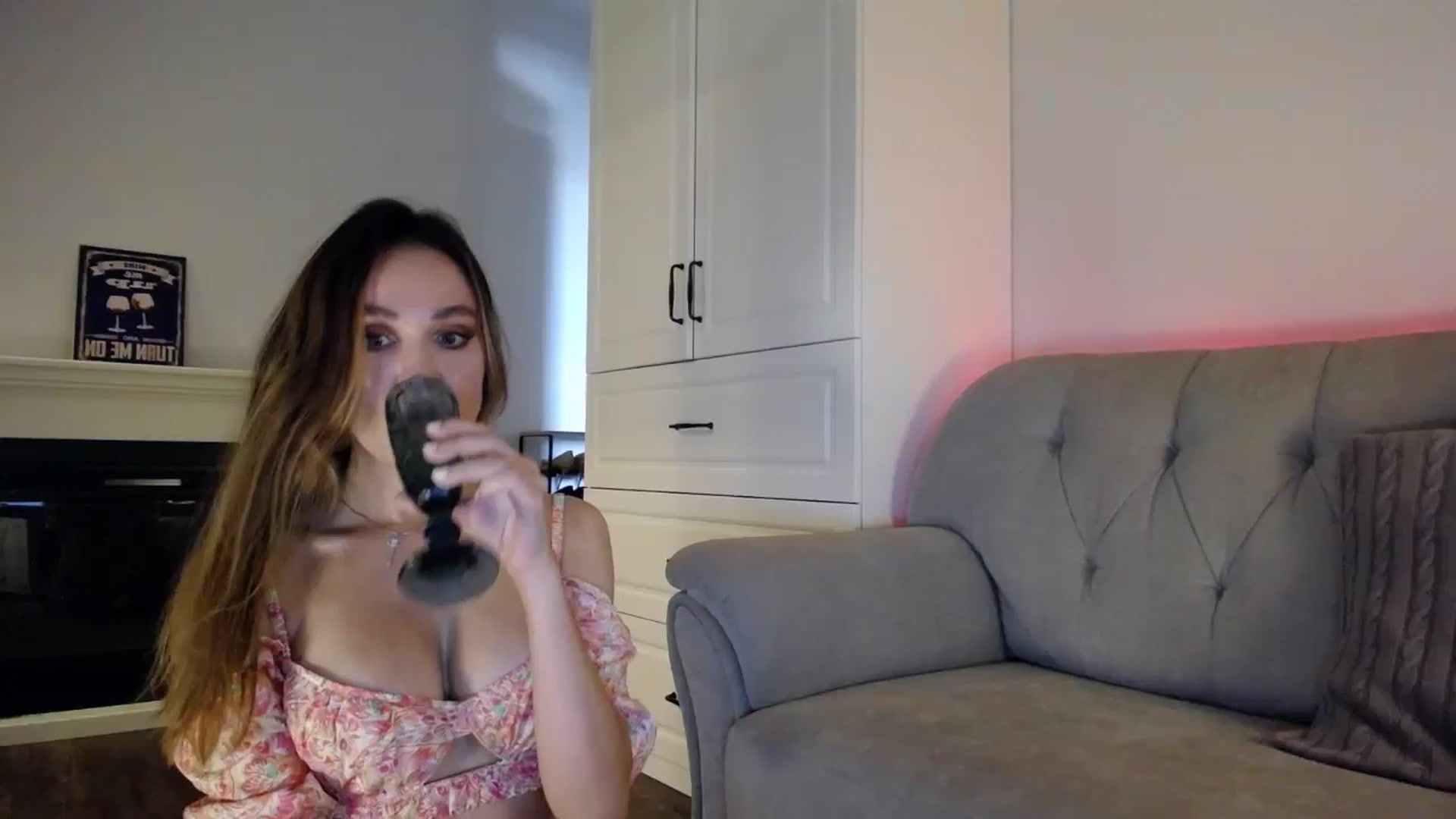 Gallery image thumbnail from Elysewine's myfreecams stream on, 08/13/2023, 05:53 image 1 of 20