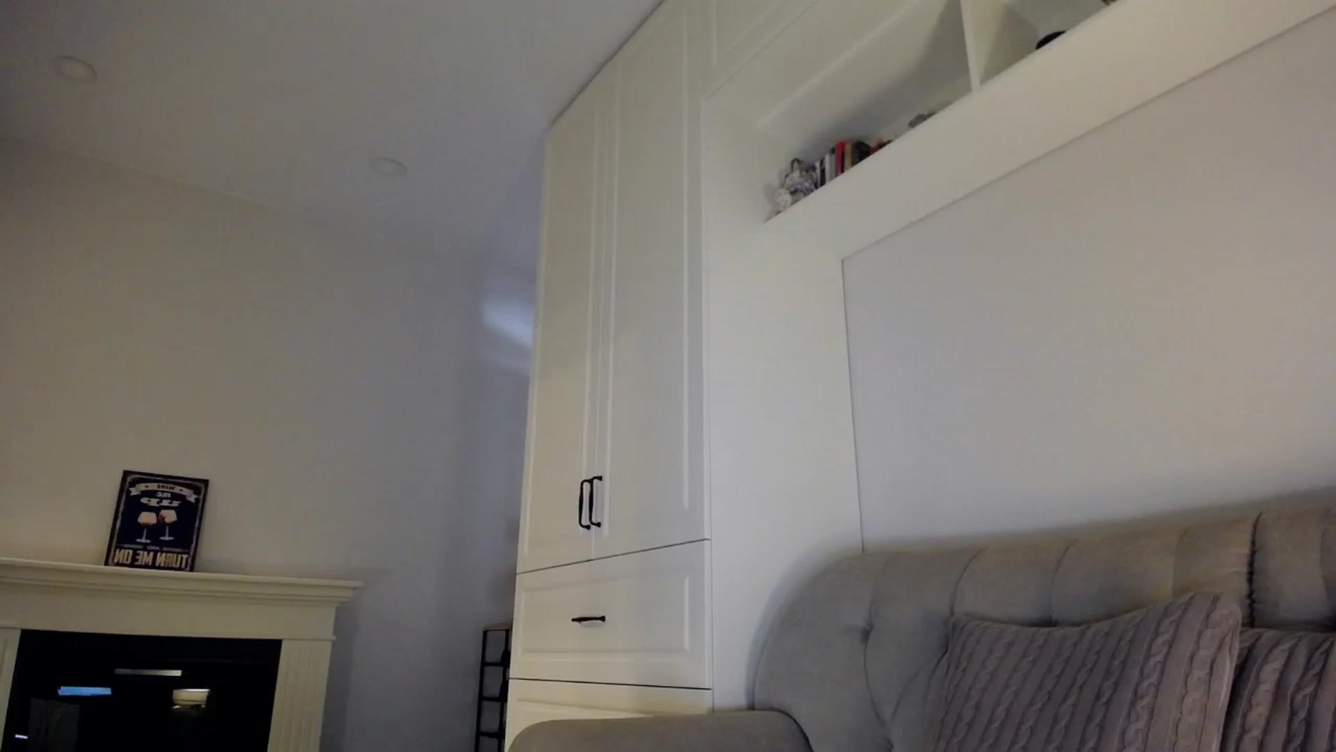 Gallery image thumbnail from Elysewine's myfreecams stream on, 08/27/2023, 05:40 image 2 of 20