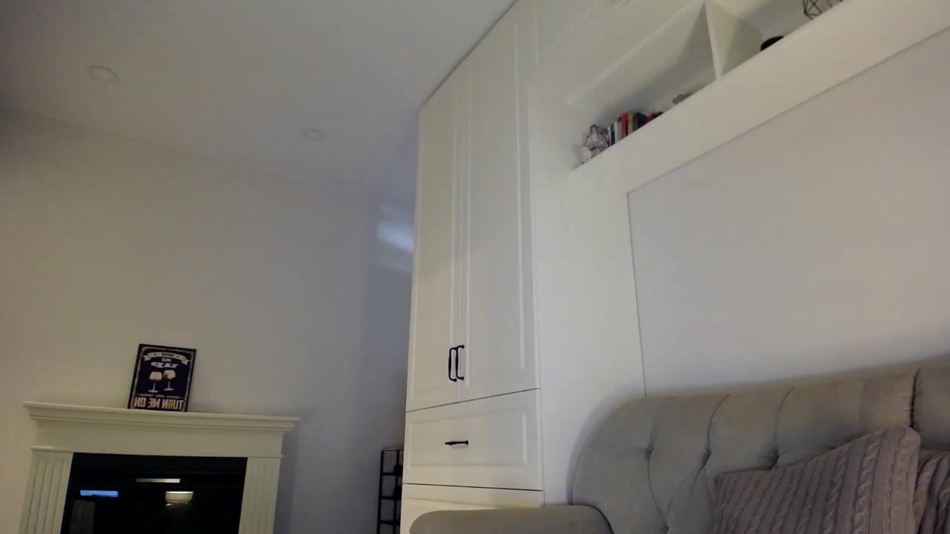 Gallery image thumbnail from Elysewine's myfreecams stream on, 08/27/2023, 05:40 image 18 of 20