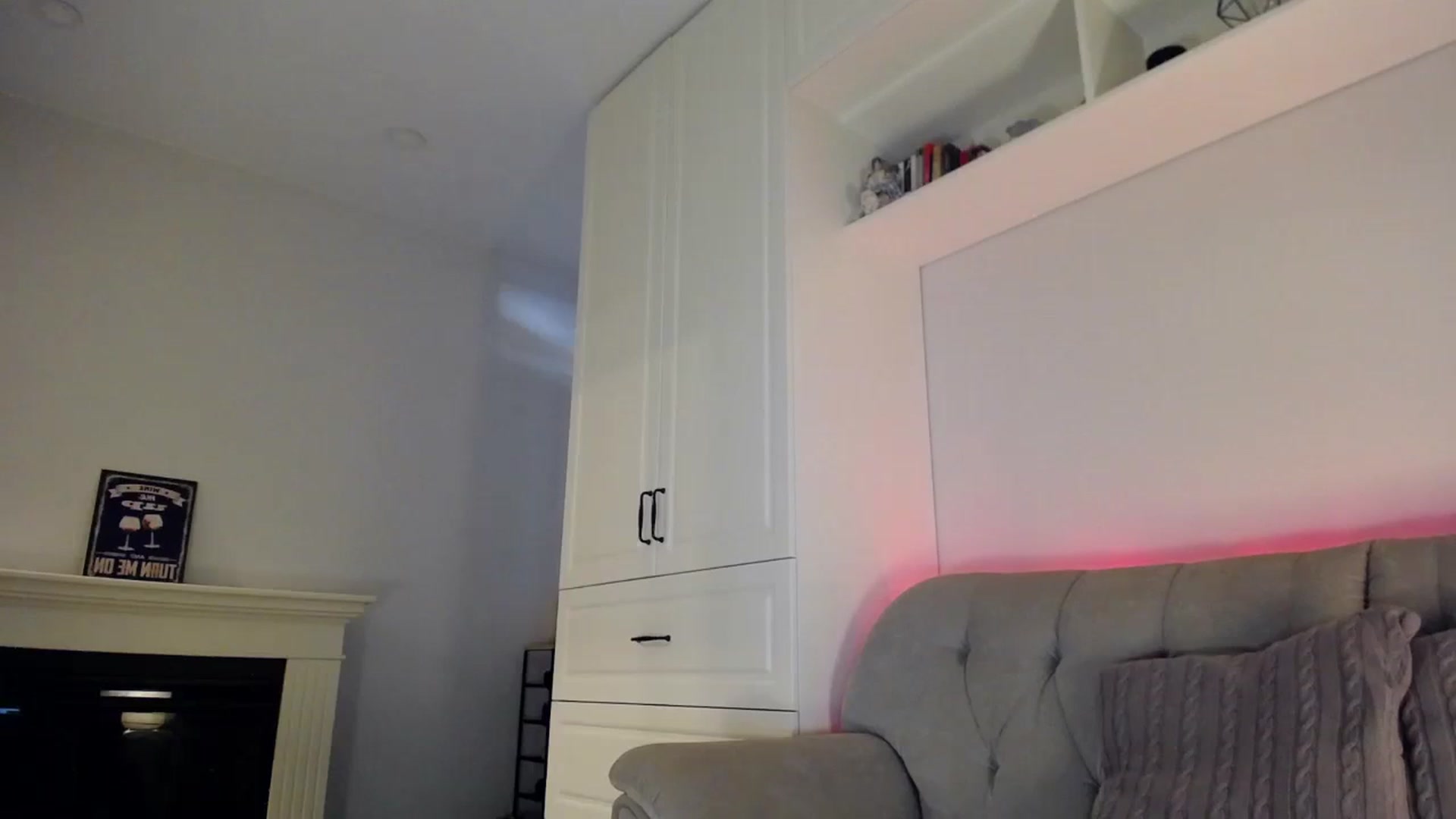Gallery image thumbnail from Elysewine's myfreecams stream on, 09/23/2023, 05:25 image 19 of 20