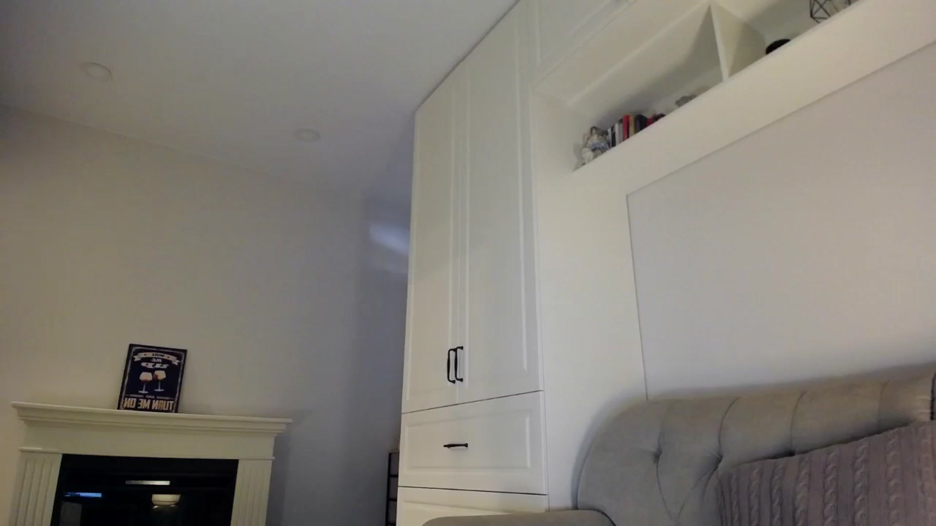 Gallery image thumbnail from Elysewine's myfreecams stream on, 10/07/2023, 05:45 image 1 of 20