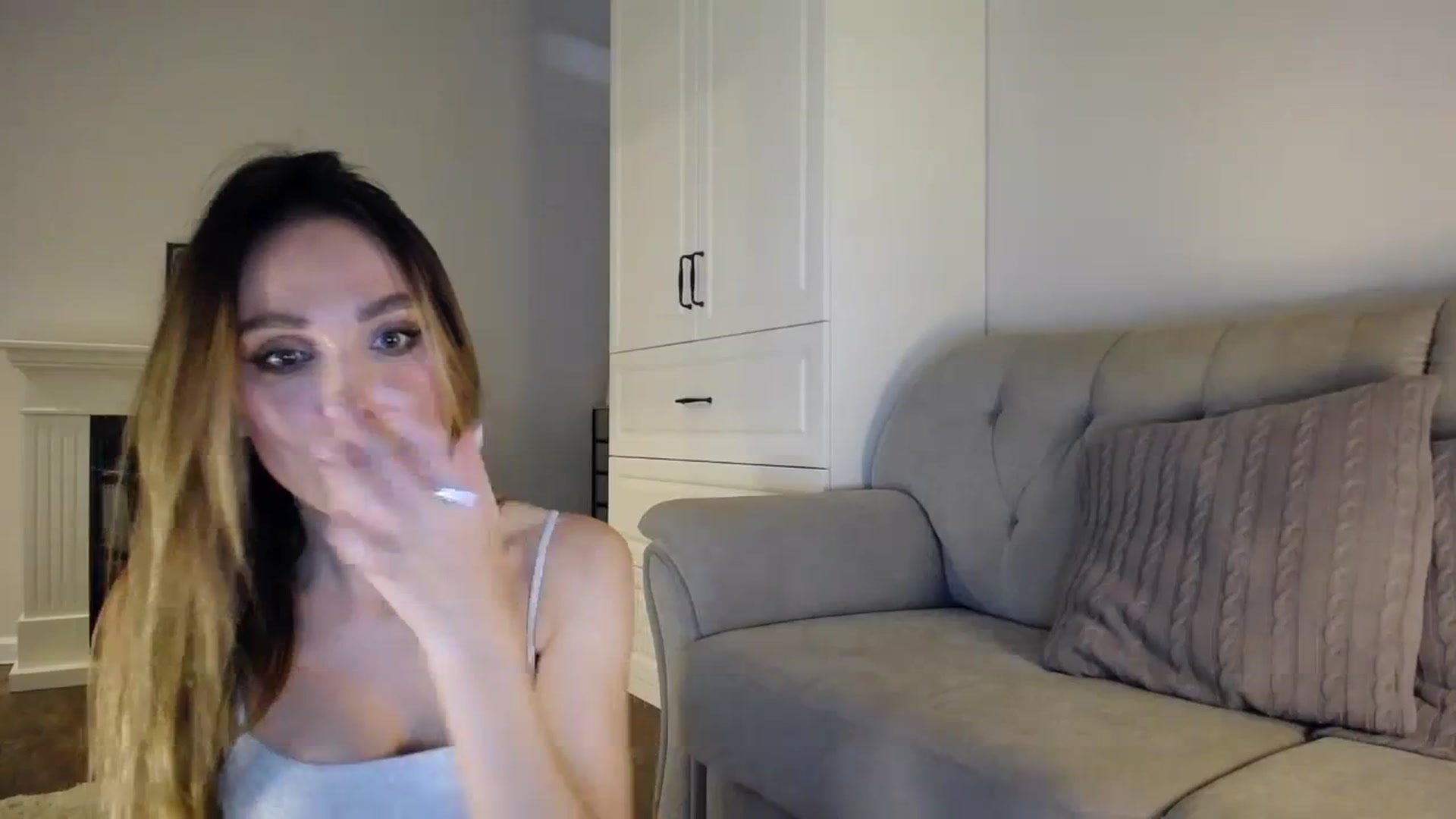 Gallery image thumbnail from Elysewine's myfreecams stream on, 10/07/2023, 06:09 image 2 of 20
