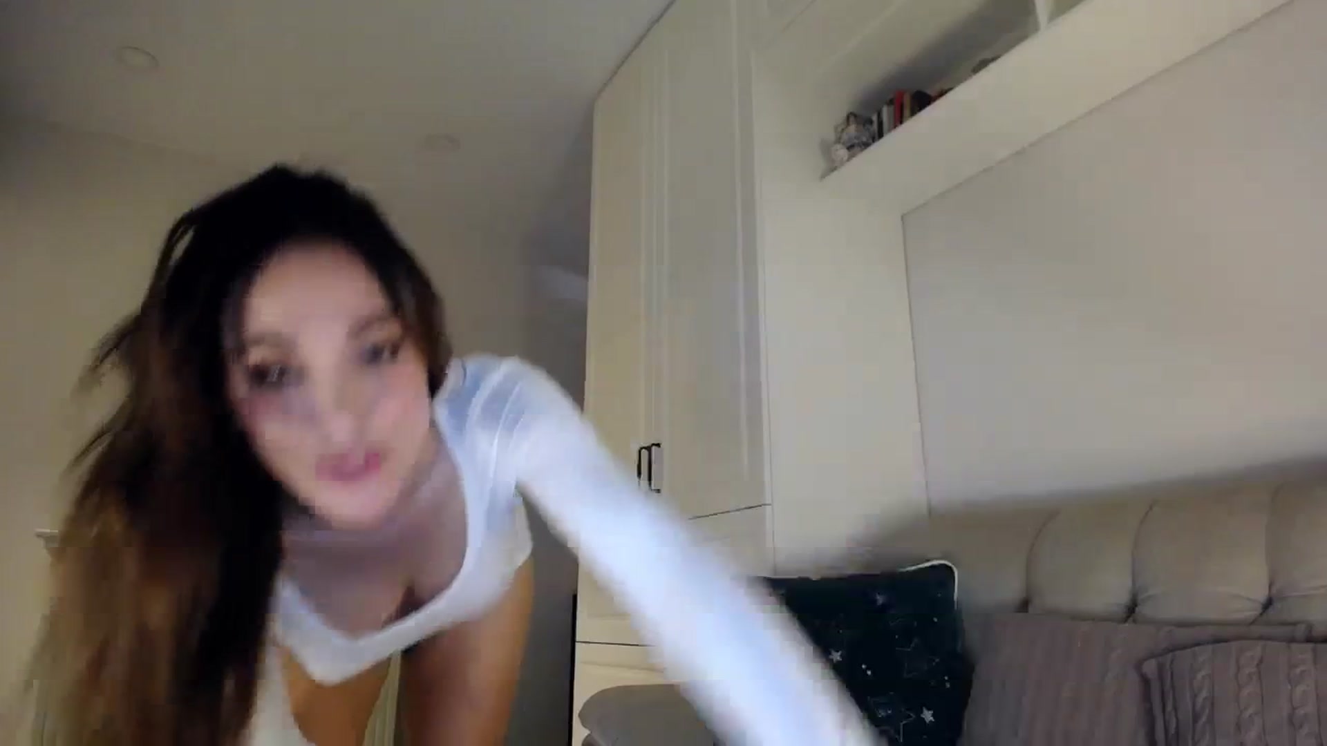 Gallery image thumbnail from Elysewine's myfreecams stream on, 10/14/2023, 06:02 image 8 of 20