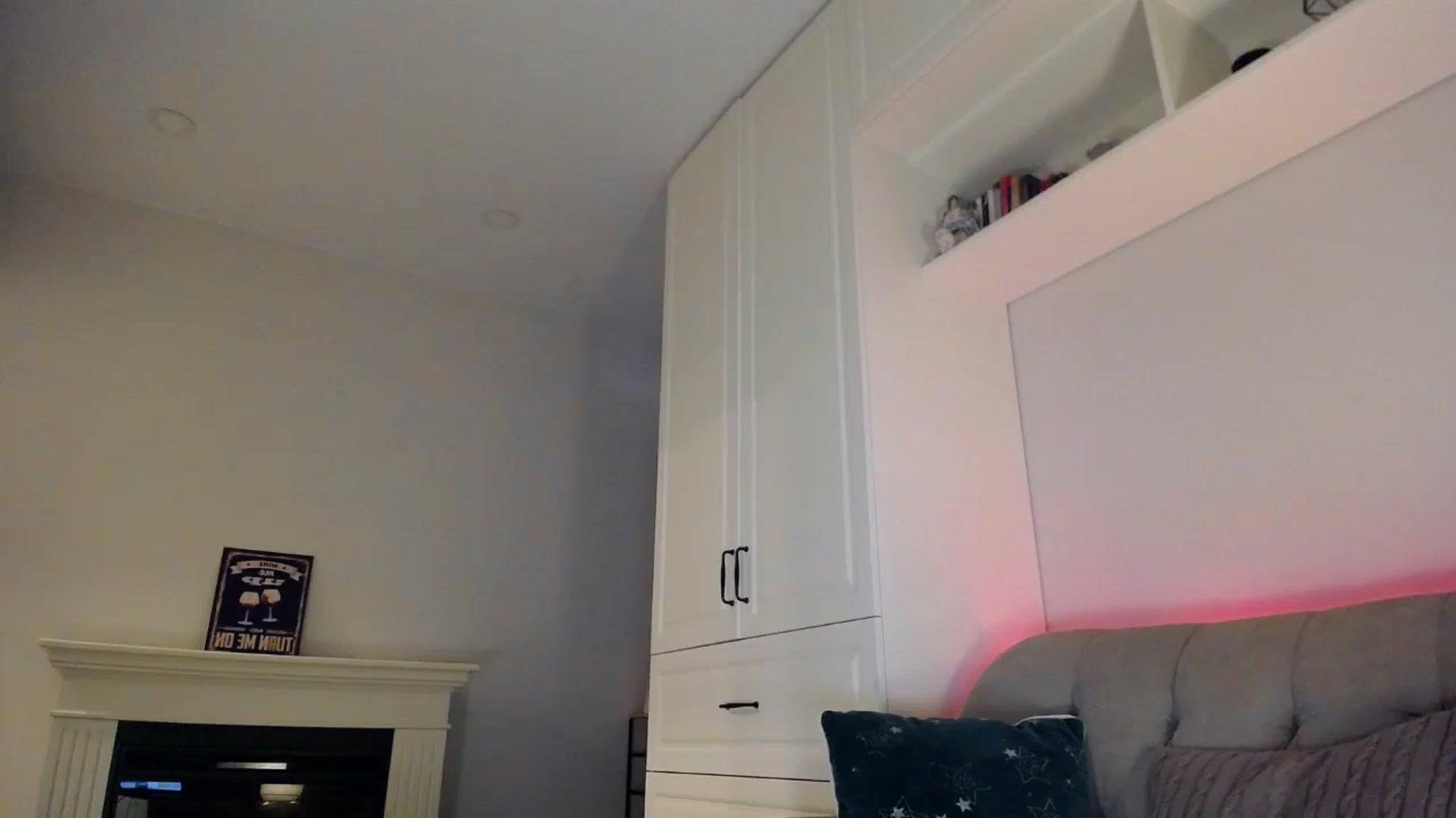 Gallery image thumbnail from Elysewine's myfreecams stream on, 10/15/2023, 04:46 image 19 of 20