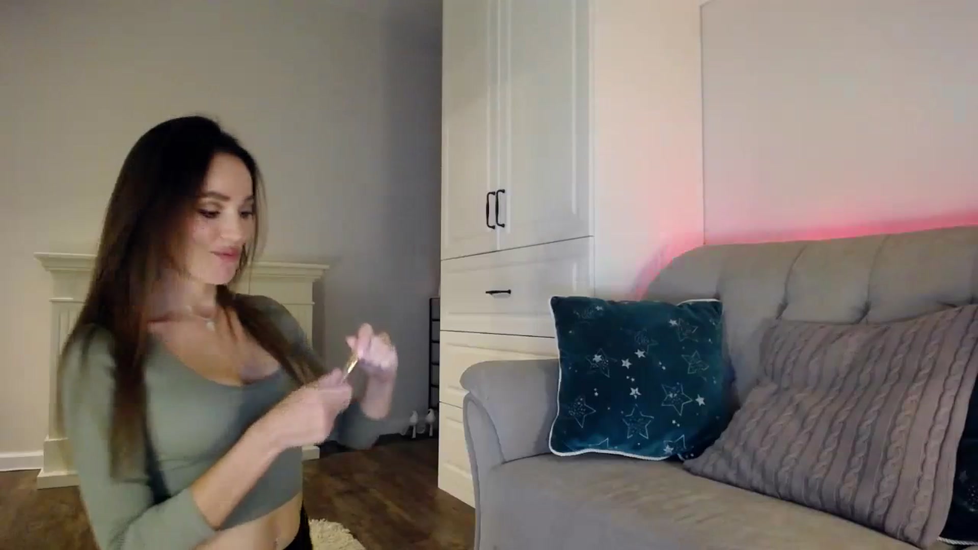 Gallery image thumbnail from Elysewine's myfreecams stream on, 10/15/2023, 04:46 image 10 of 20