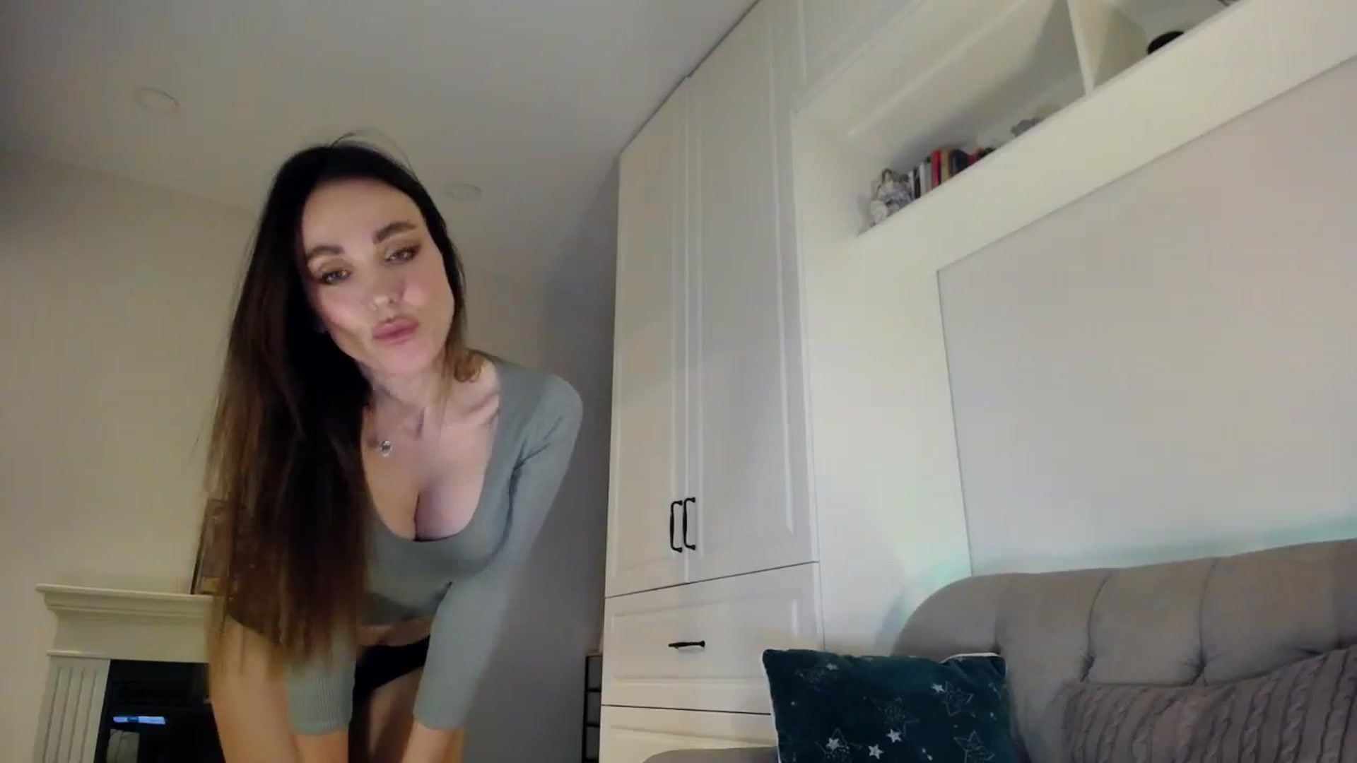 Gallery image thumbnail from Elysewine's myfreecams stream on, 10/15/2023, 04:46 image 14 of 20