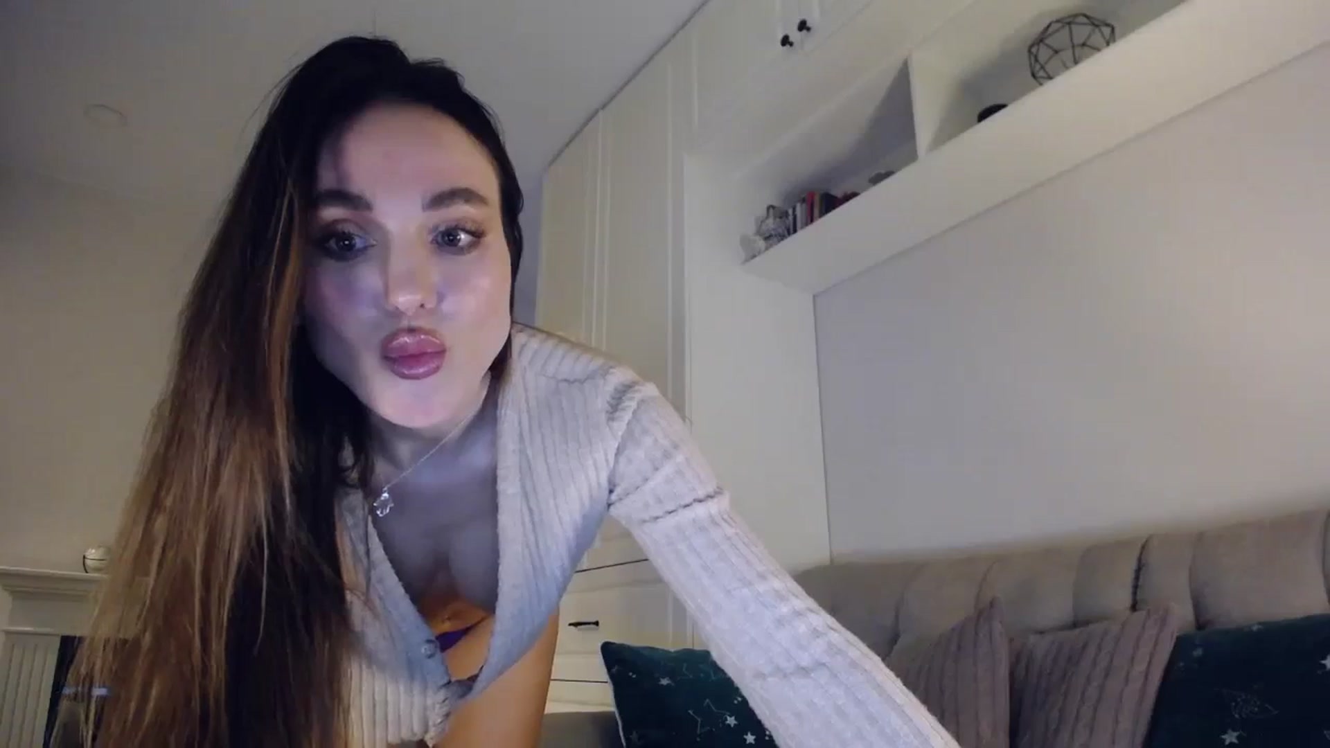 Gallery image thumbnail from Elysewine's myfreecams stream on, 11/05/2023, 04:09 image 12 of 20