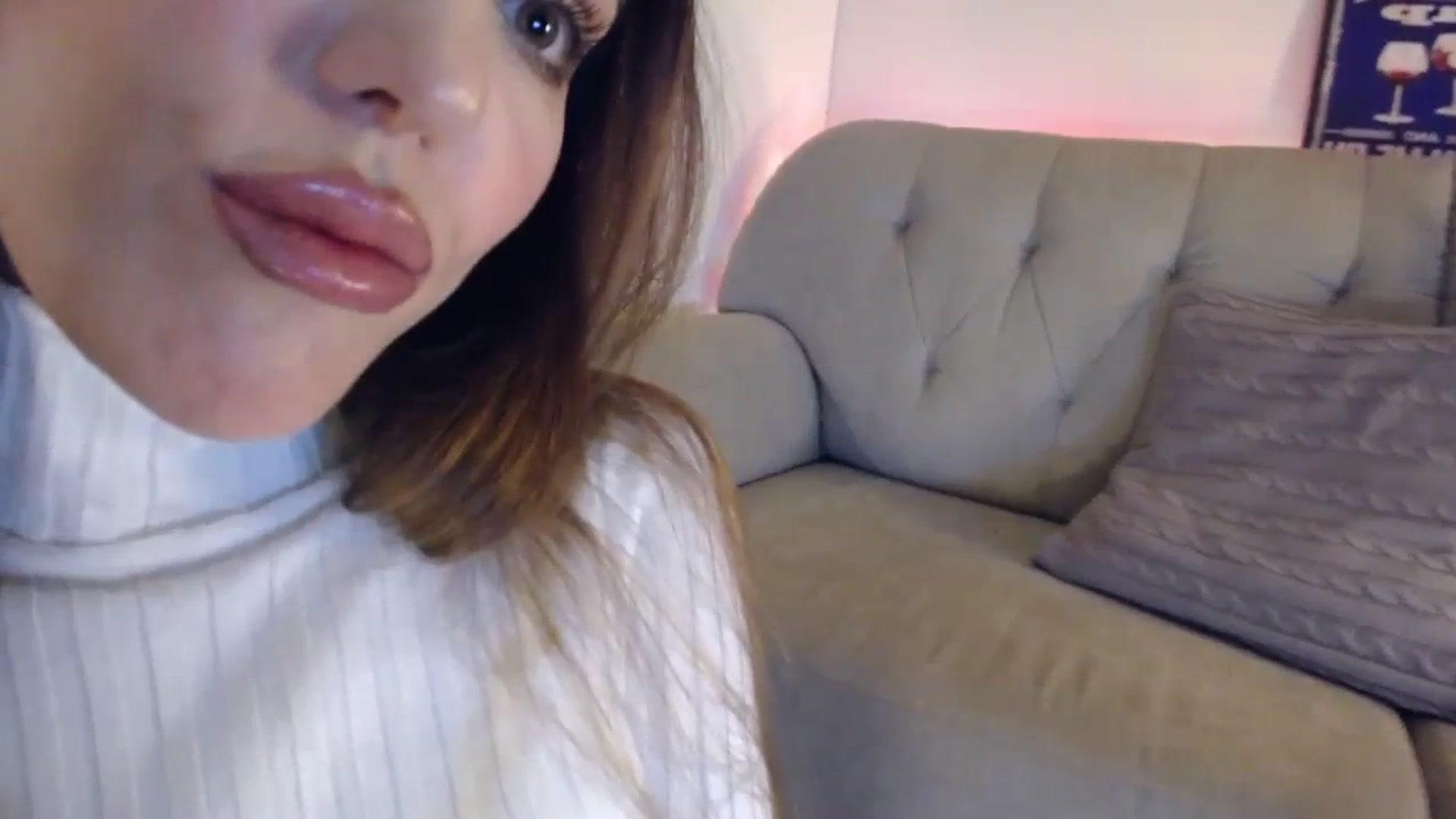 Gallery image thumbnail from Elysewine's myfreecams stream on, 11/12/2023, 05:40 image 6 of 20