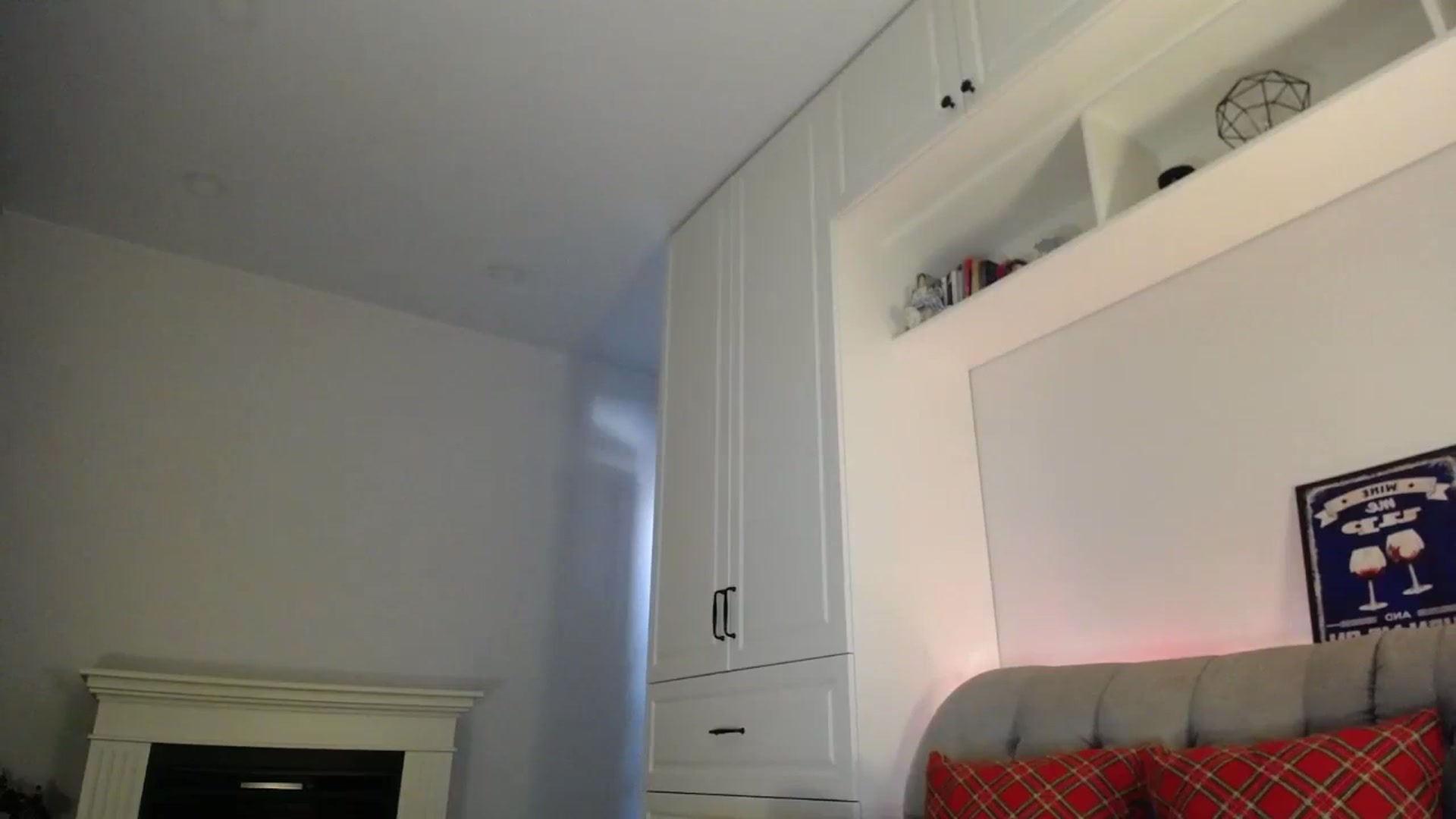 Gallery image thumbnail from Elysewine's myfreecams stream on, 12/03/2023, 05:21 image 2 of 20