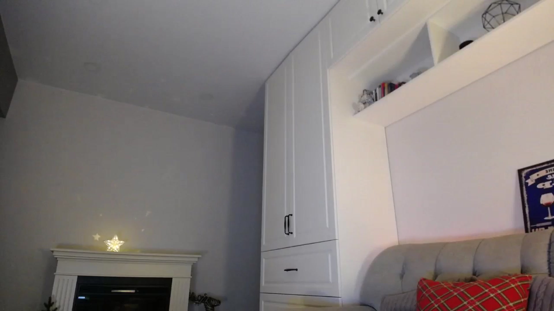 Gallery image thumbnail from Elysewine's myfreecams stream on, 12/09/2023, 07:23 image 4 of 20
