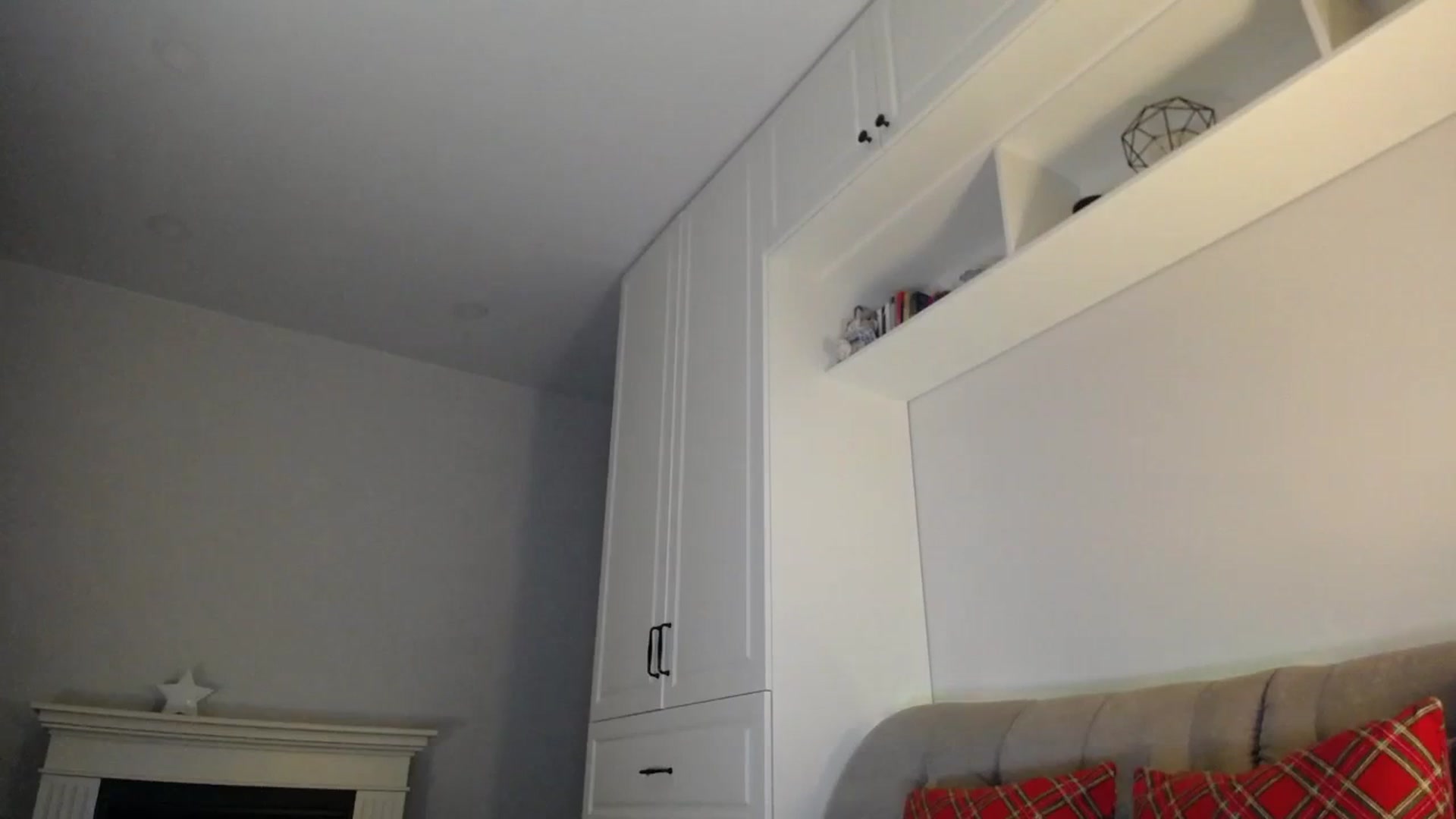 Gallery image thumbnail from Elysewine's myfreecams stream on, 12/24/2023, 06:37 image 19 of 20