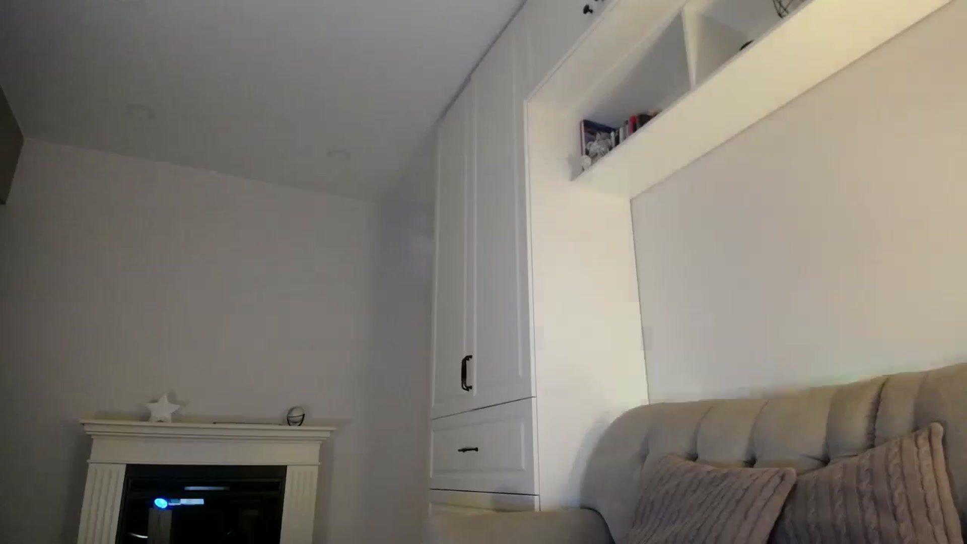 Gallery image thumbnail from Elysewine's myfreecams stream on, 01/14/2024, 06:22 image 5 of 20