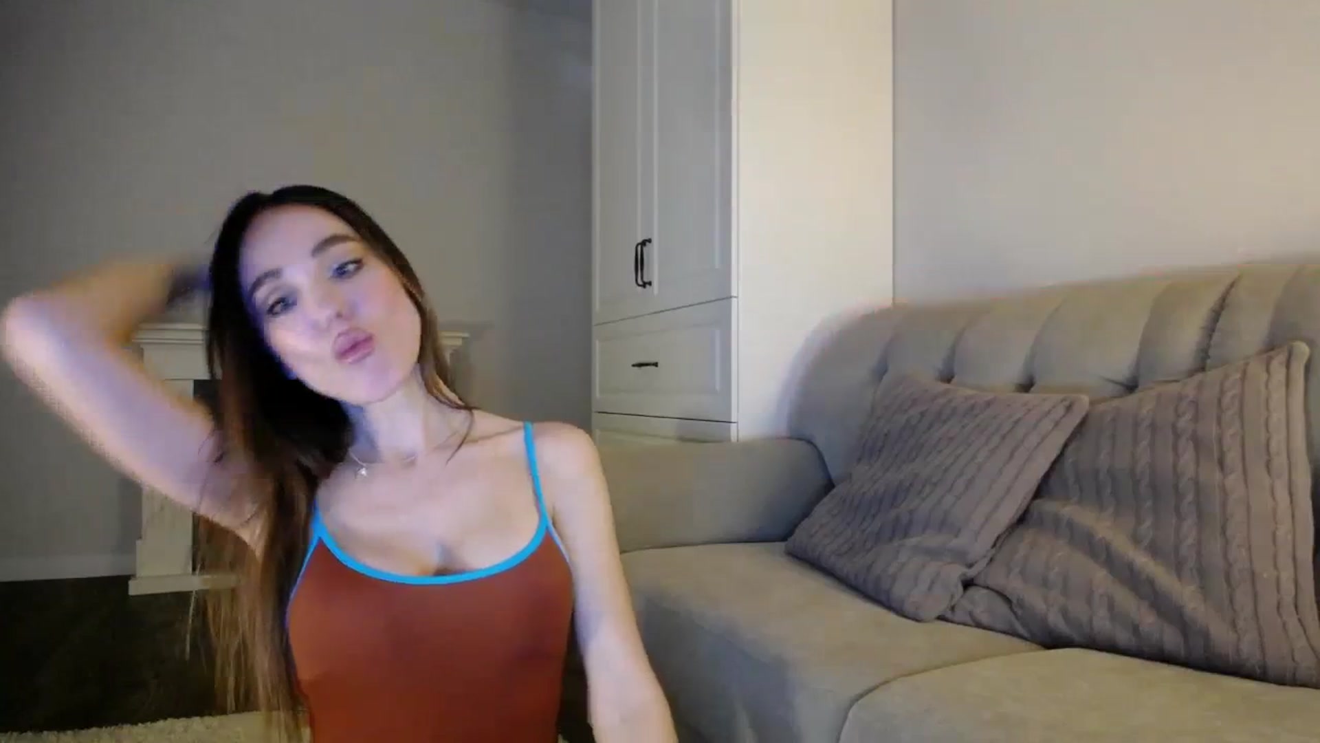 Gallery image thumbnail from Elysewine's myfreecams stream on, 01/14/2024, 06:22 image 9 of 20