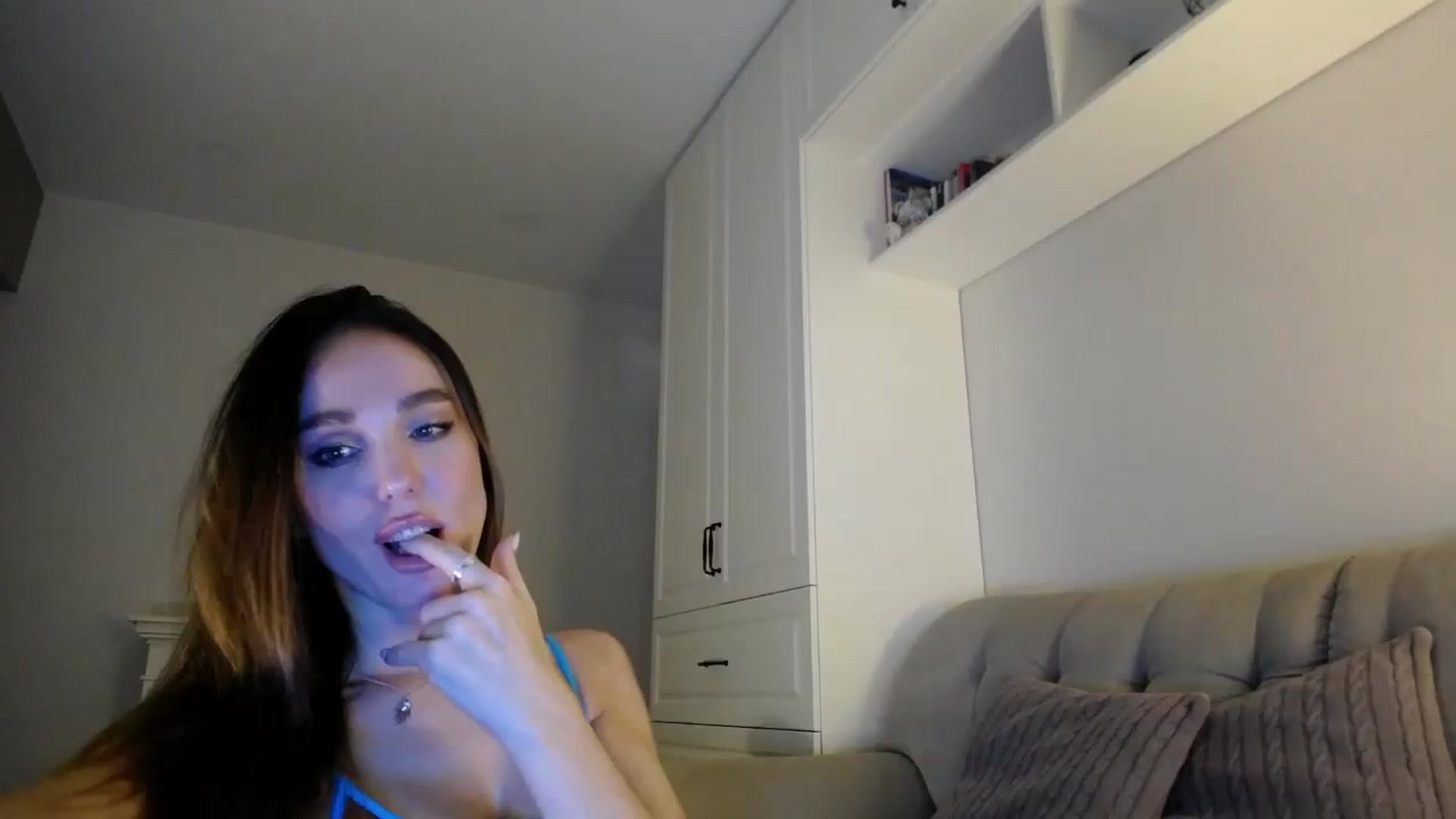 Gallery image thumbnail from Elysewine's myfreecams stream on, 01/14/2024, 06:22 image 11 of 20