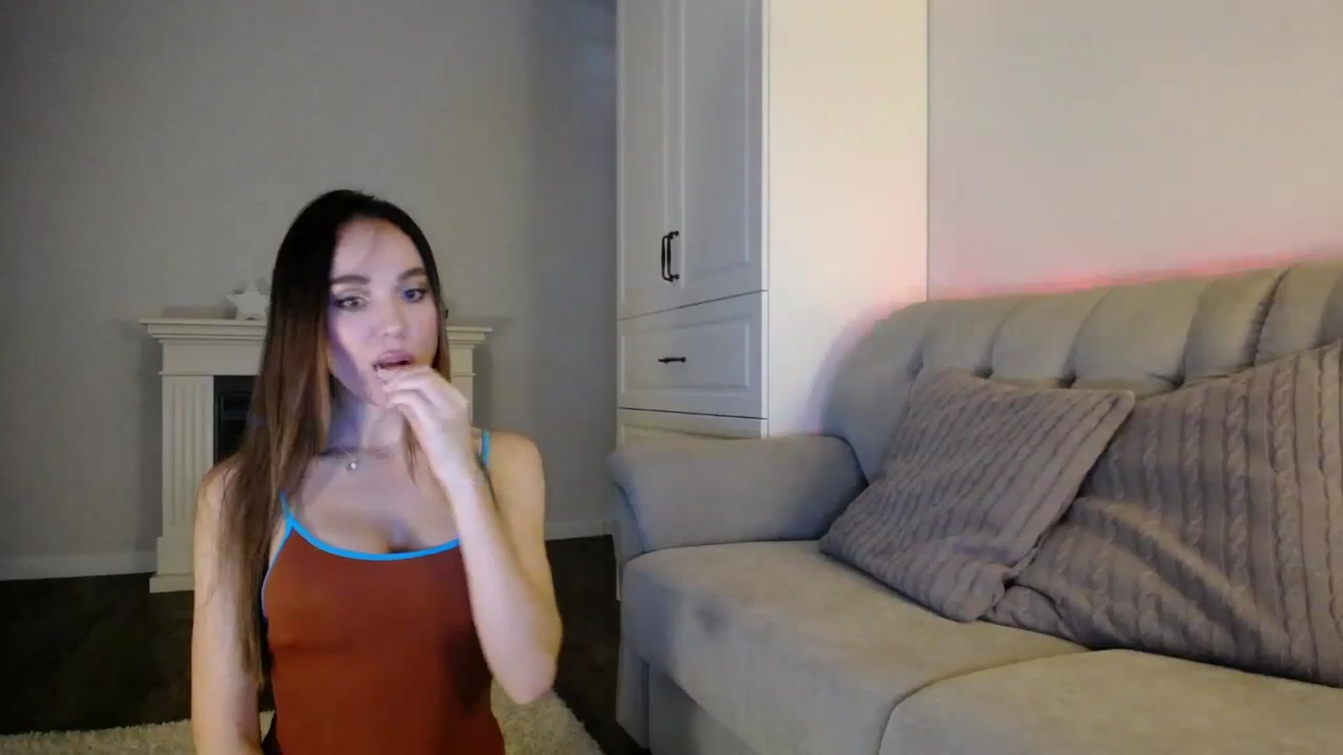 Gallery image thumbnail from Elysewine's myfreecams stream on, 01/14/2024, 06:22 image 19 of 20