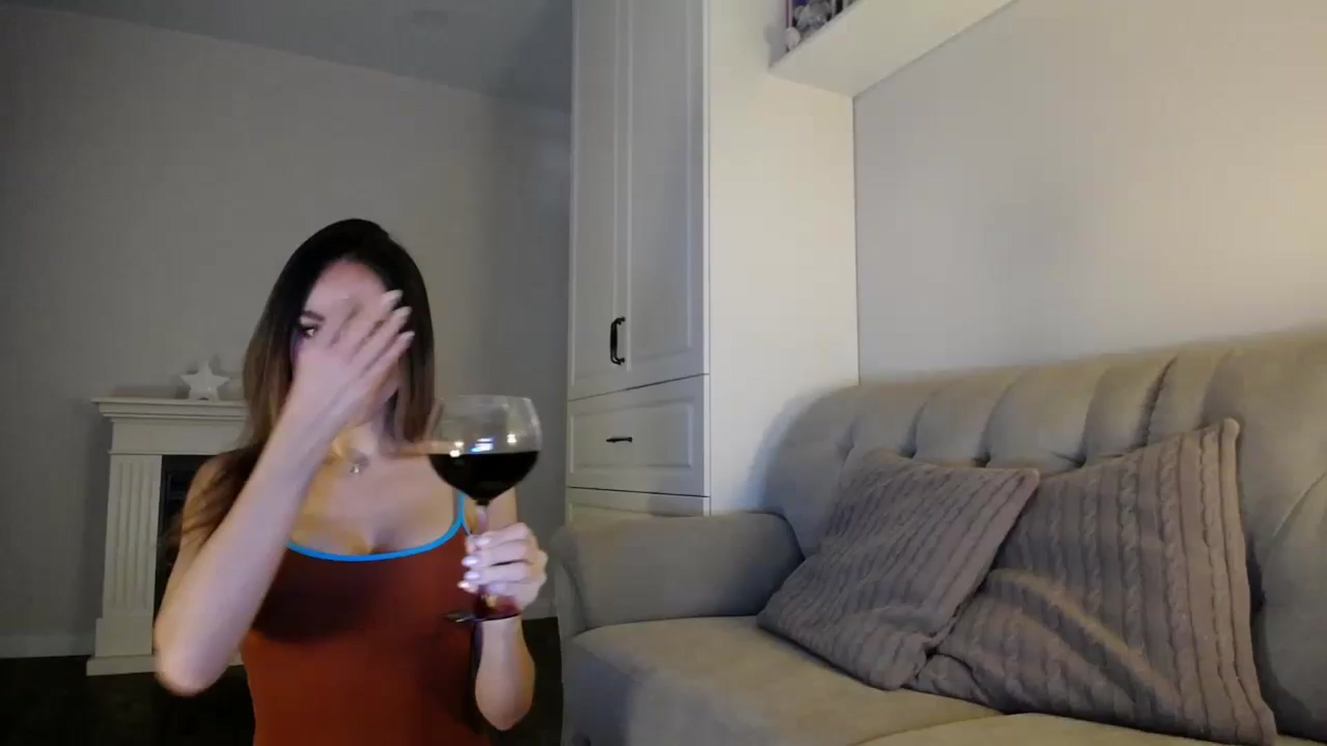 Gallery image thumbnail from Elysewine's myfreecams stream on, 01/14/2024, 06:22 image 3 of 20