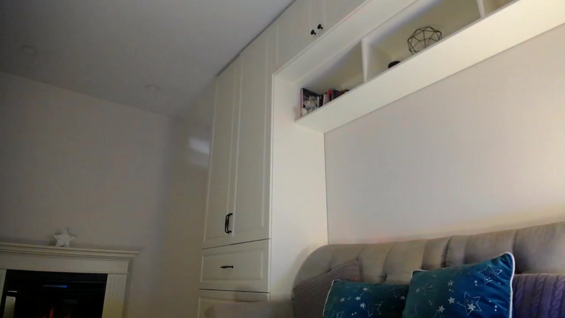 Gallery image thumbnail from Elysewine's myfreecams stream on, 01/27/2024, 05:31 image 2 of 20