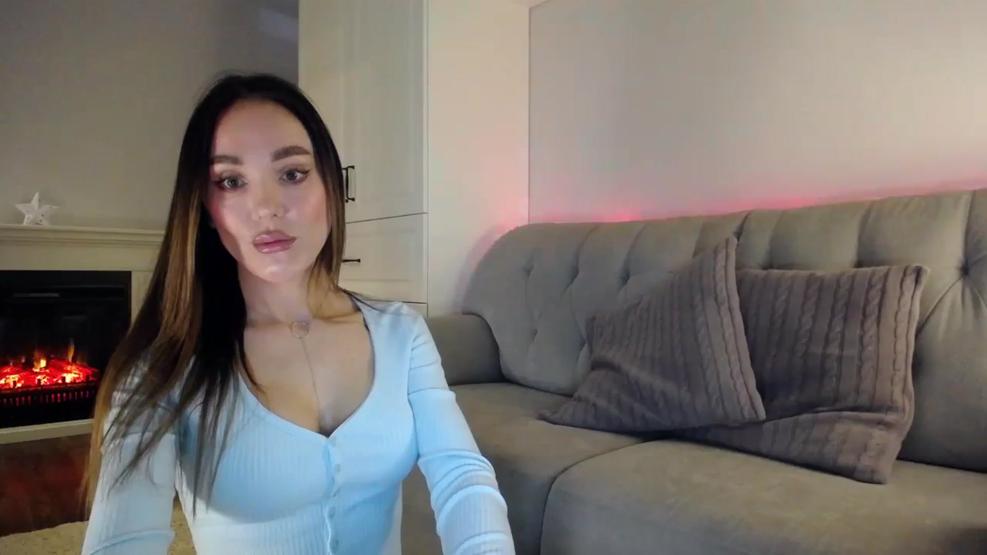 Gallery image thumbnail from Elysewine's myfreecams stream on, 02/11/2024, 07:09 image 2 of 20