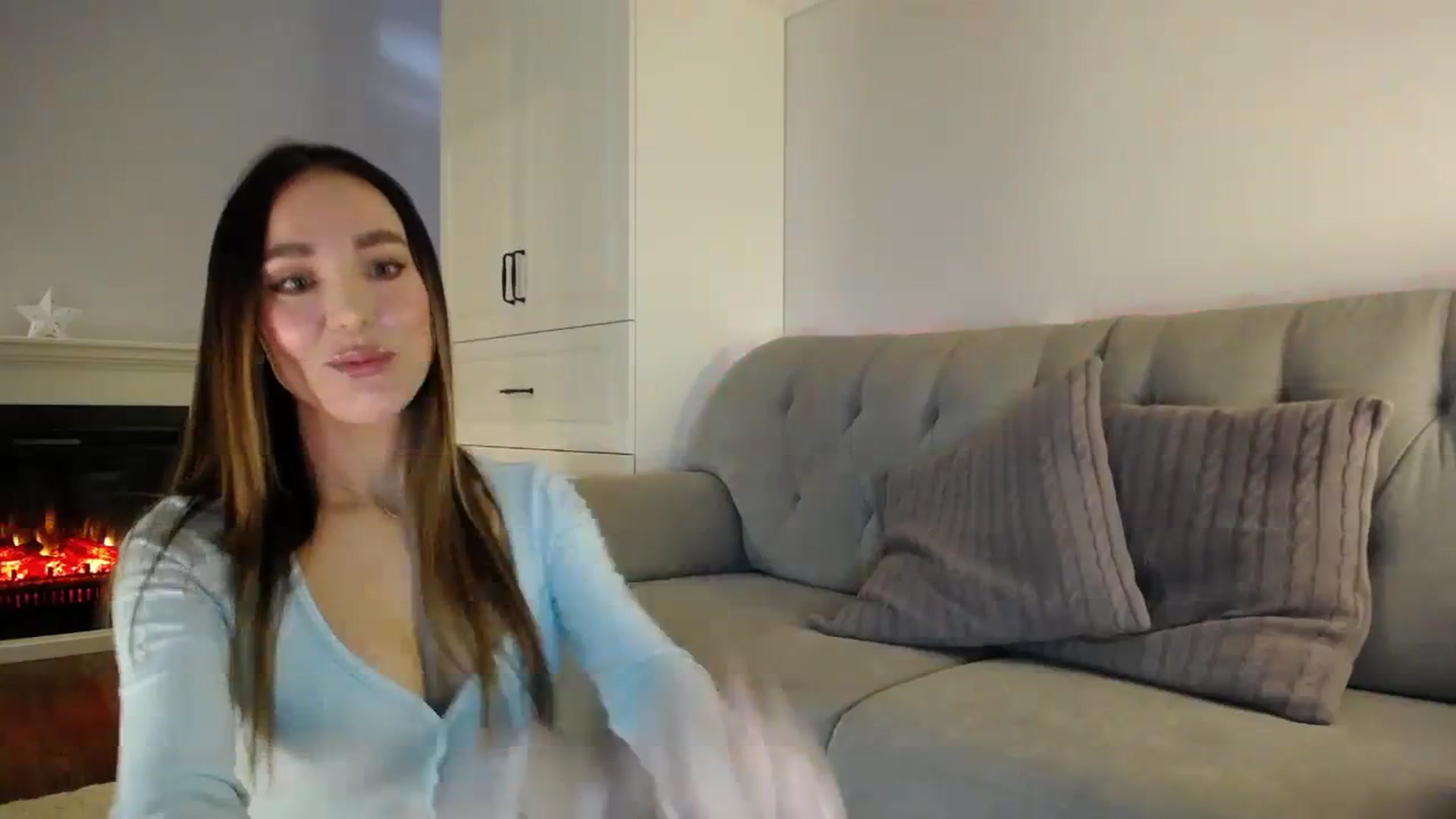 Gallery image thumbnail from Elysewine's myfreecams stream on, 02/11/2024, 07:09 image 9 of 20