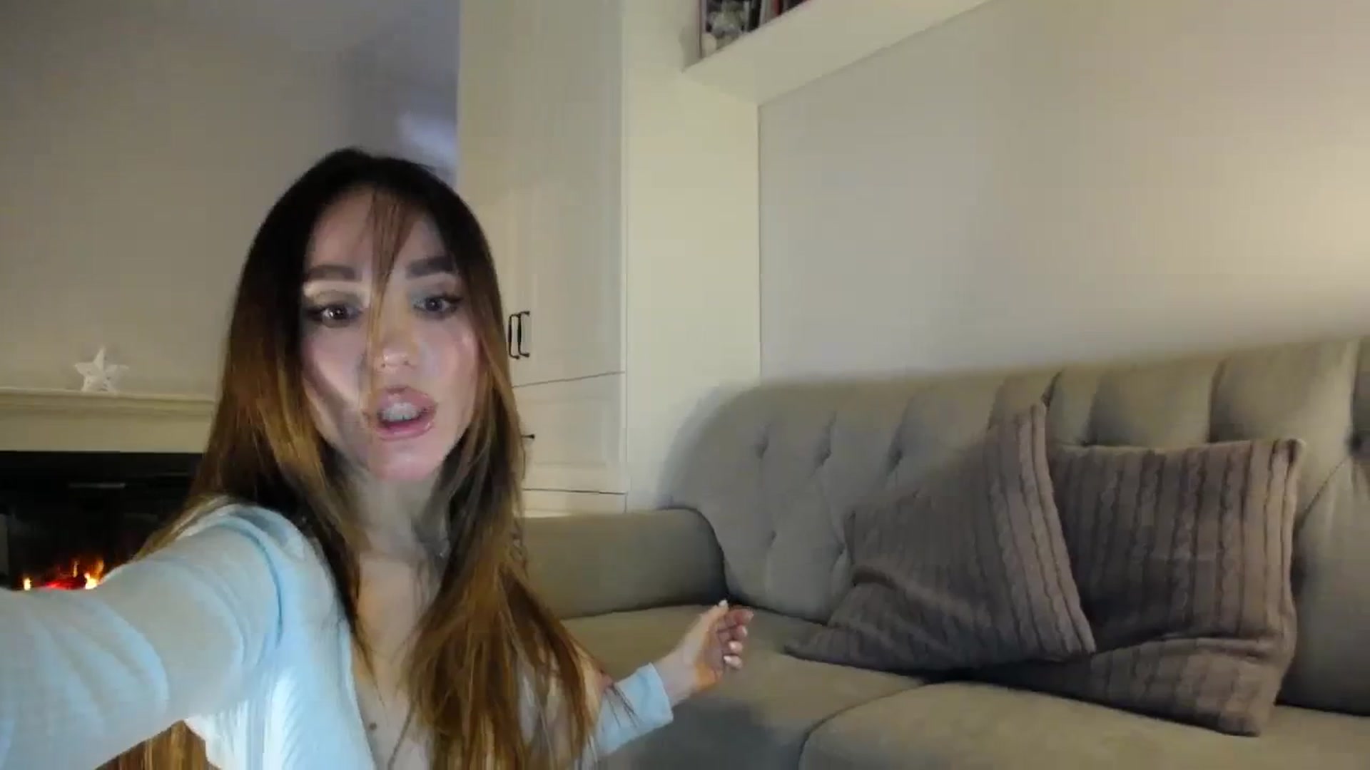 Gallery image thumbnail from Elysewine's myfreecams stream on, 02/11/2024, 07:09 image 20 of 20
