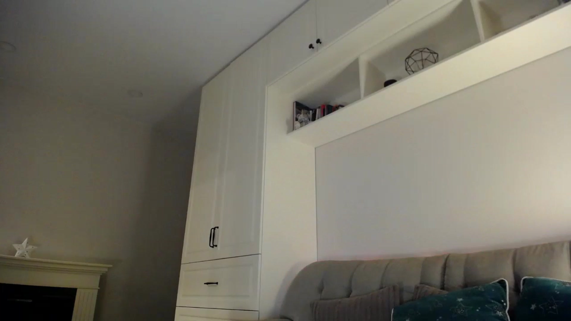 Gallery image thumbnail from Elysewine's myfreecams stream on, 02/18/2024, 06:42 image 13 of 20